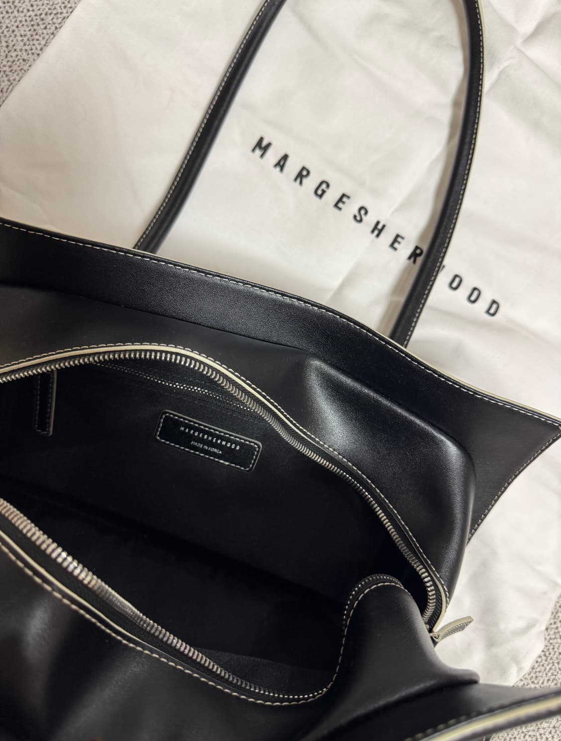 마지셔우드 보스턴 숄더백 미디움 상품이미지4