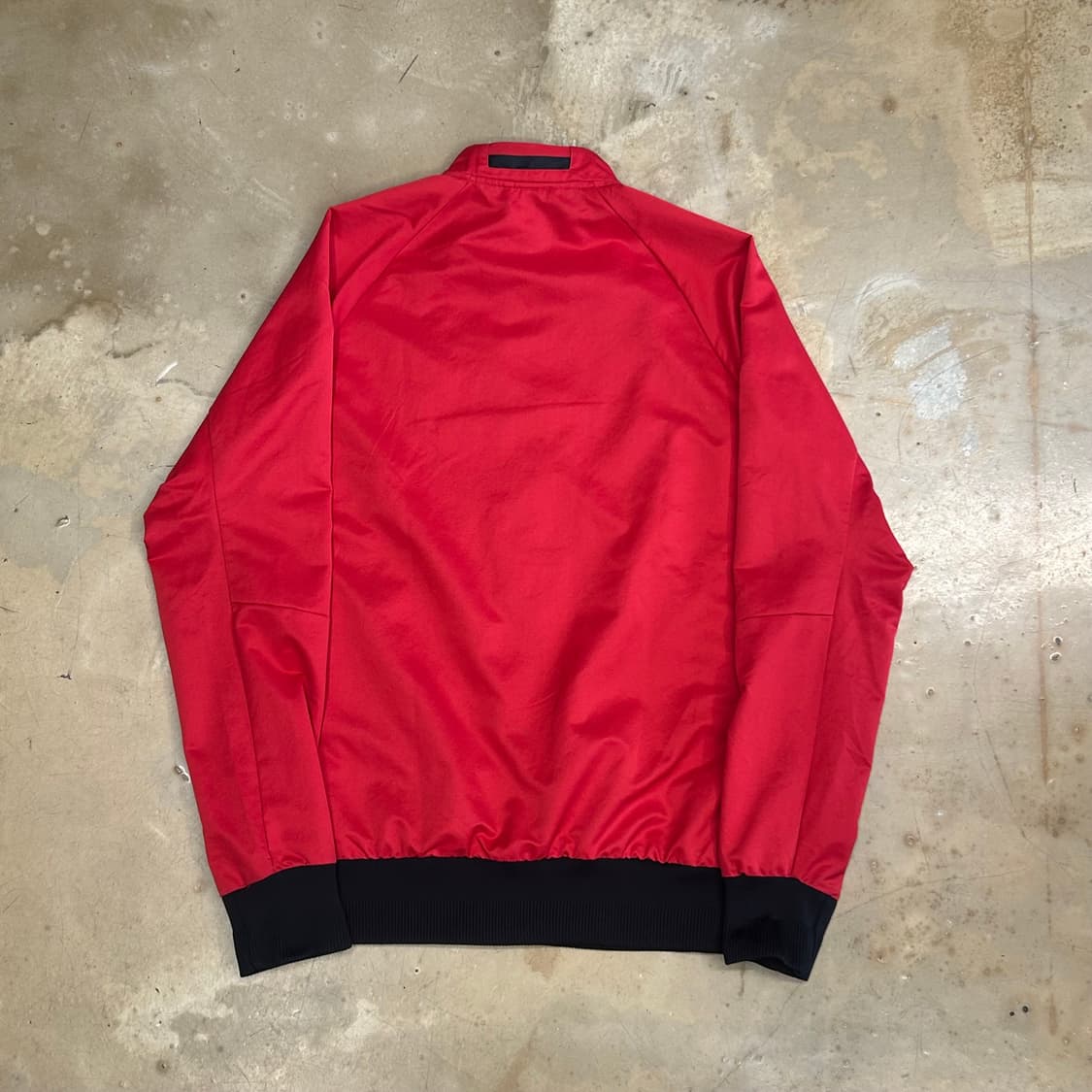 105 아디다스 맨체스터 유나이티드 레드 바람막이 상품이미지3