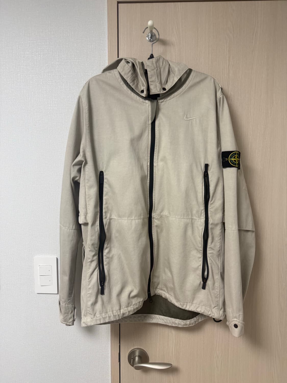 스톤아일랜드 나이키 골프 라소R 3L 자켓 상품이미지1