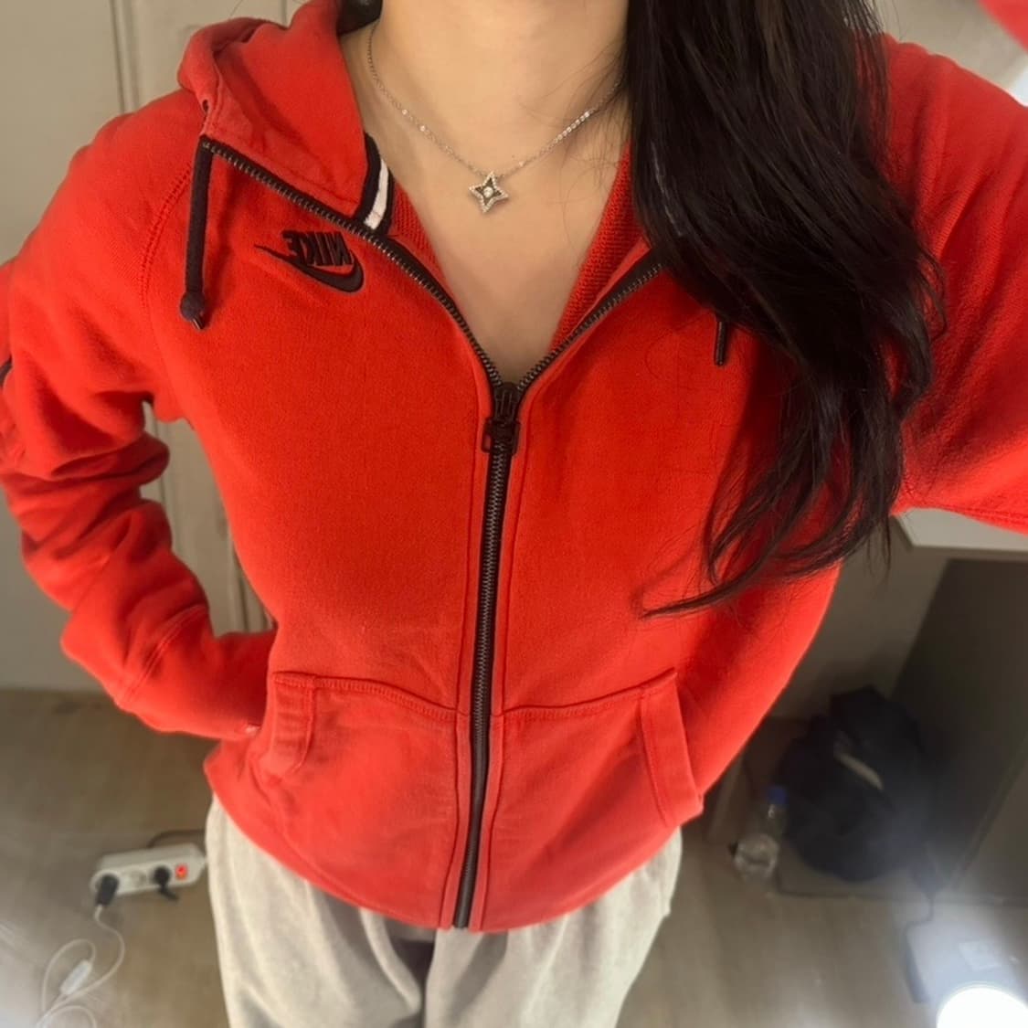 나이키 레드블랙 테크팩 후드집업 ❤️🖤 상품이미지2