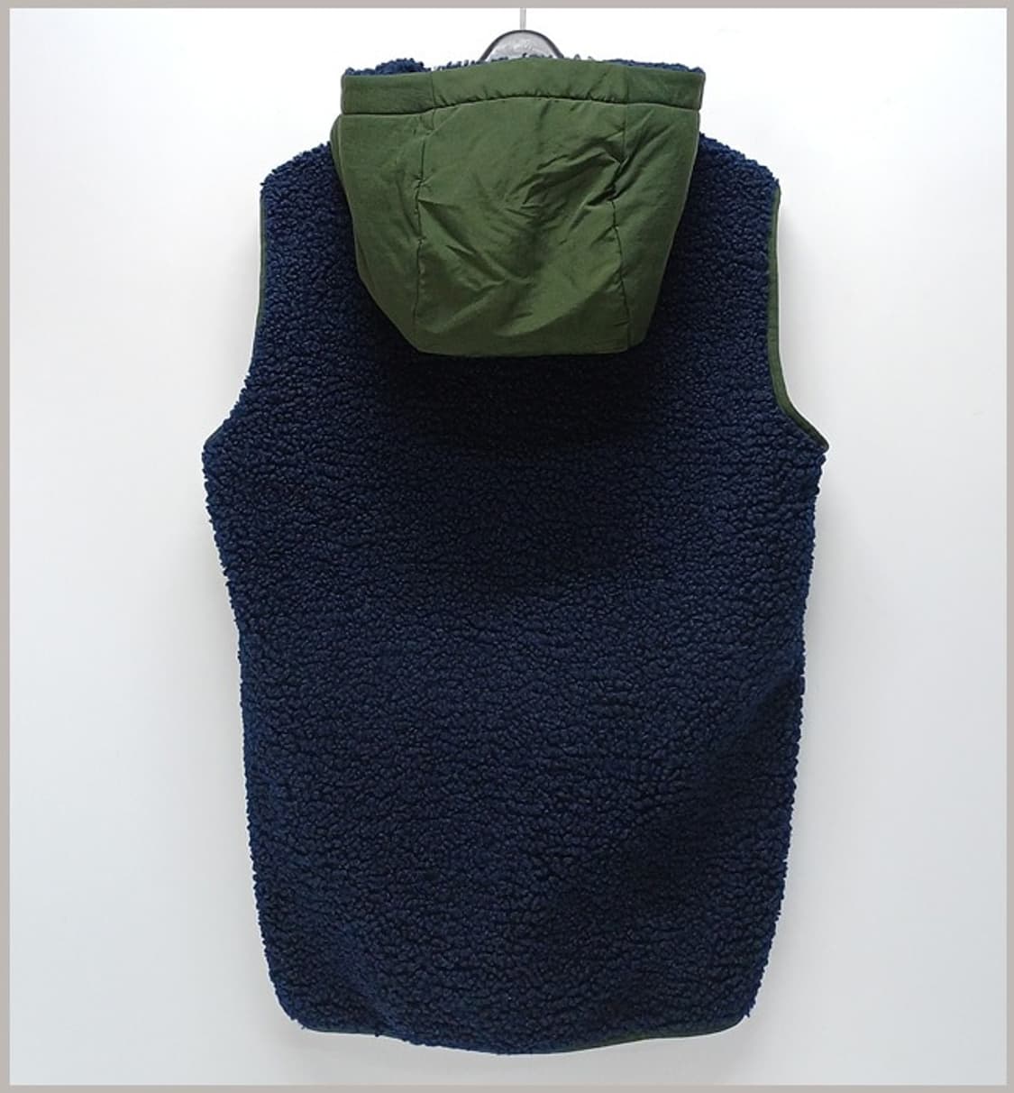 유니클로 JW앤더슨 후드 플리스 조끼 90 J-992 상품이미지5