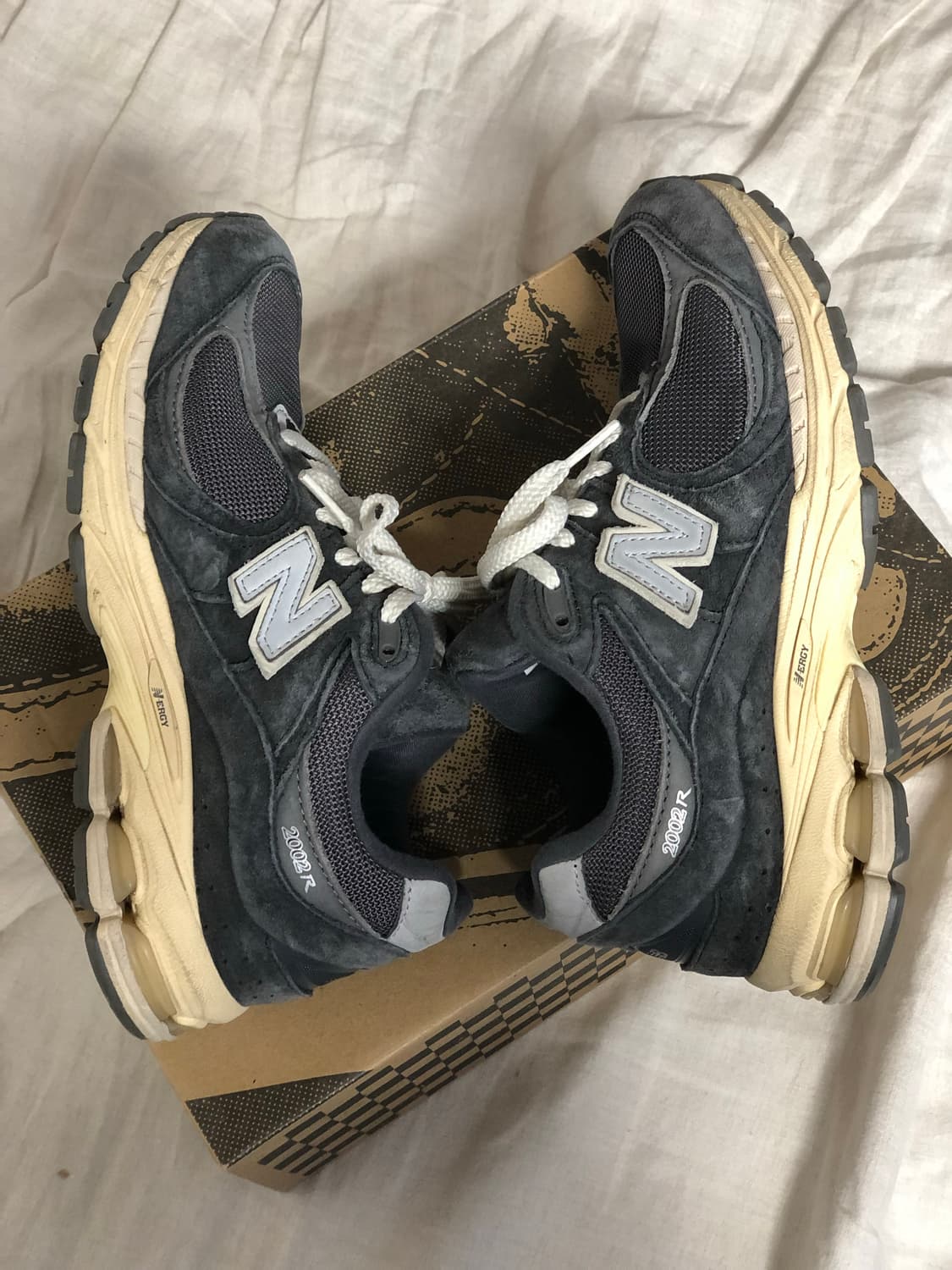 뉴발란스 2002R 상품이미지3