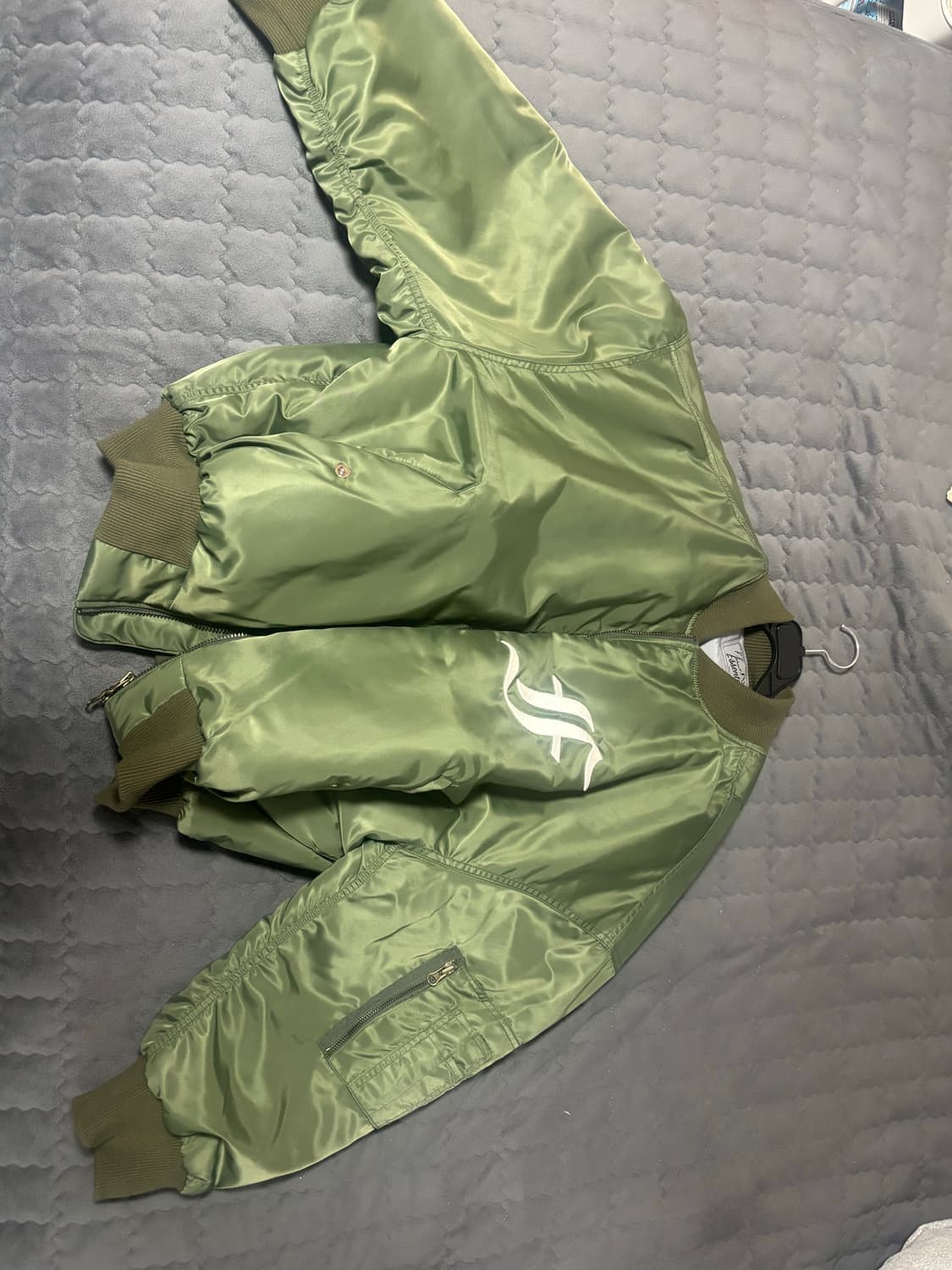 샵페어리 봄버 카키 상품이미지1