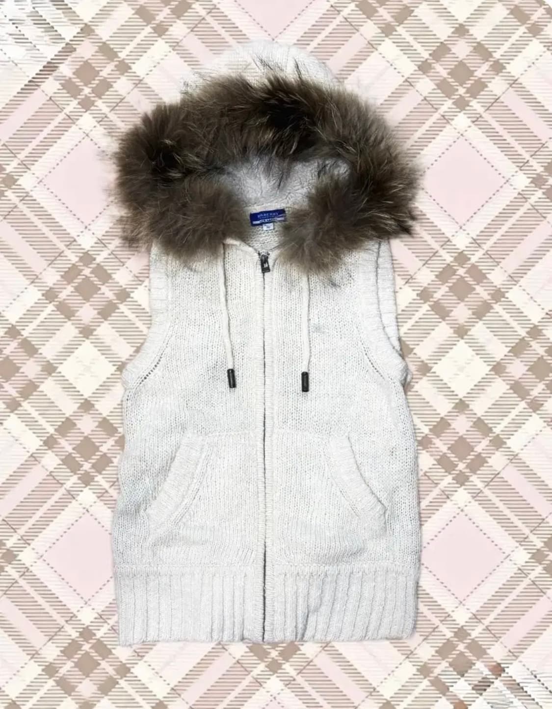 버버리 블루라벨 니트 울프죠 라쿤퍼 후드 조끼 상품이미지2