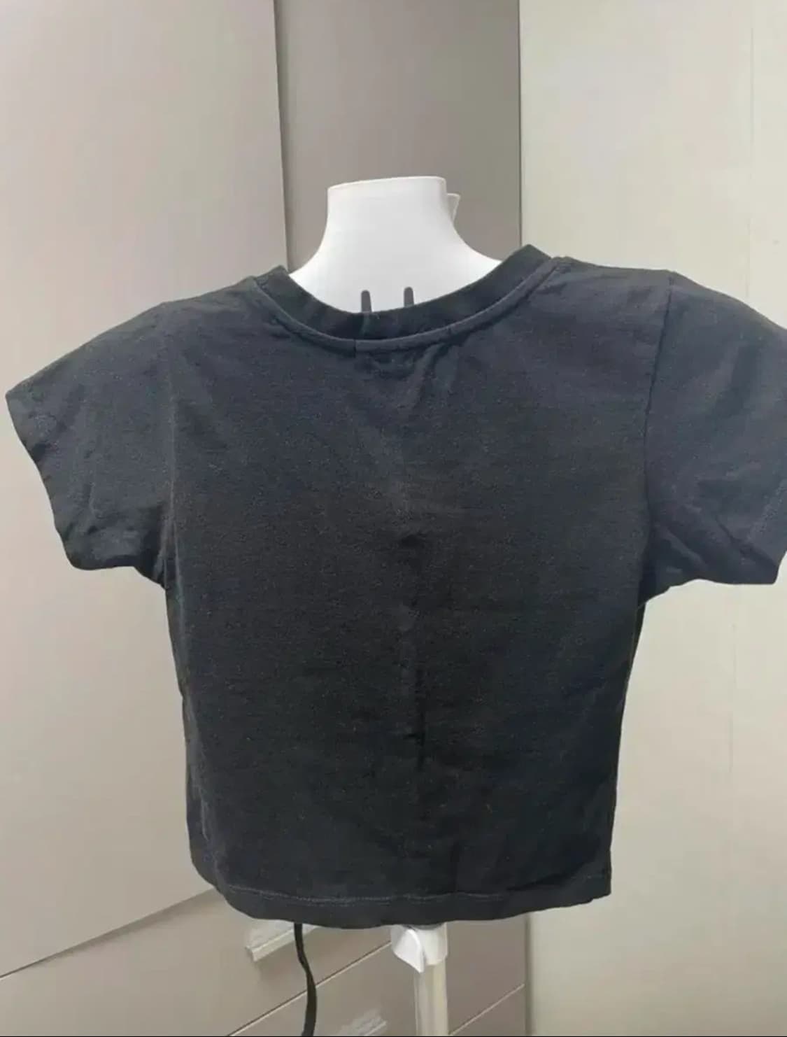 오드윈아웃 크롭티 상품이미지2