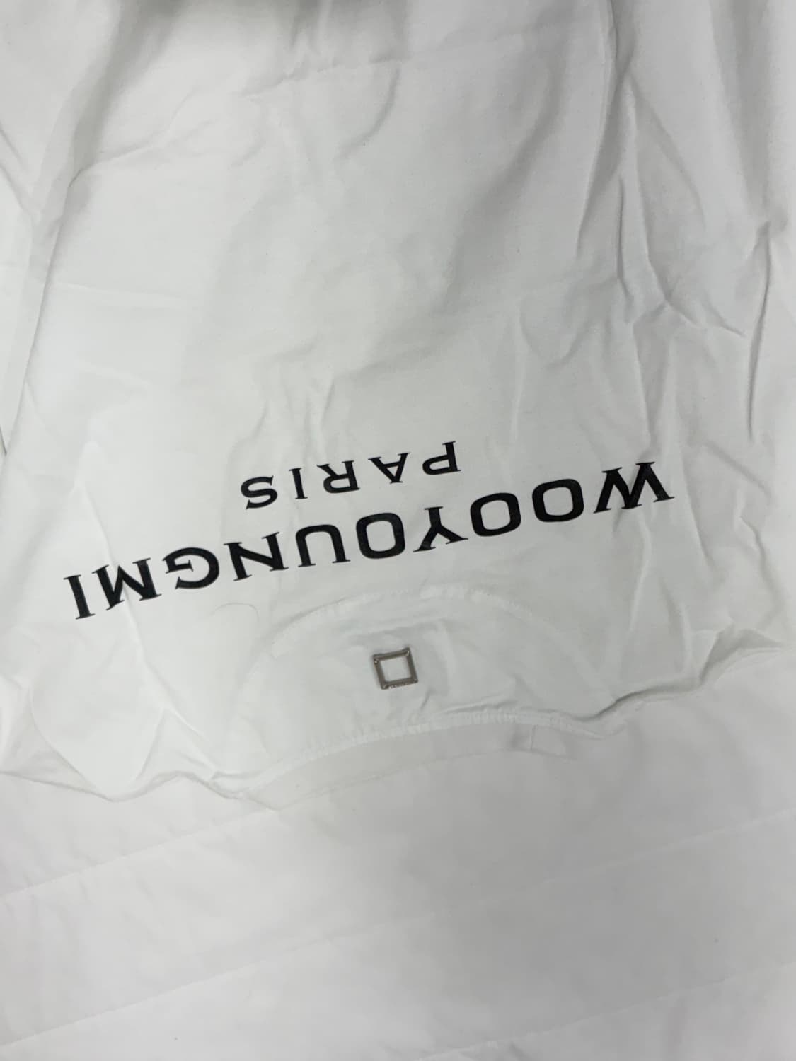 우영미 실버 백로고 티셔츠 화이트 상품이미지2