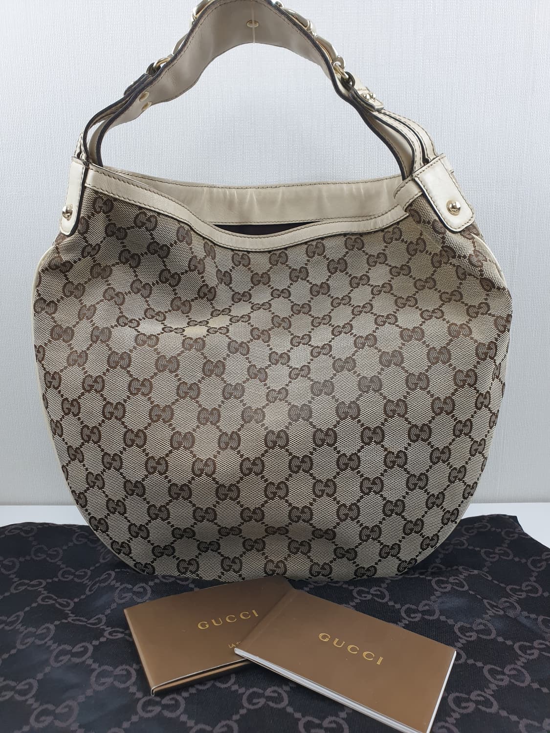 구찌 GG 웨이브 호보백 상품이미지2