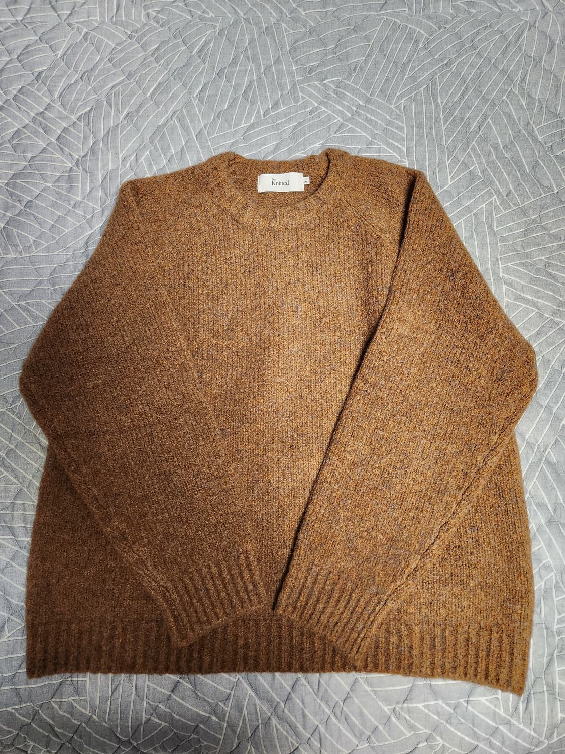 니티드 부클 래글런 크롭 라운드 니트 CAMEL XL 상품이미지1