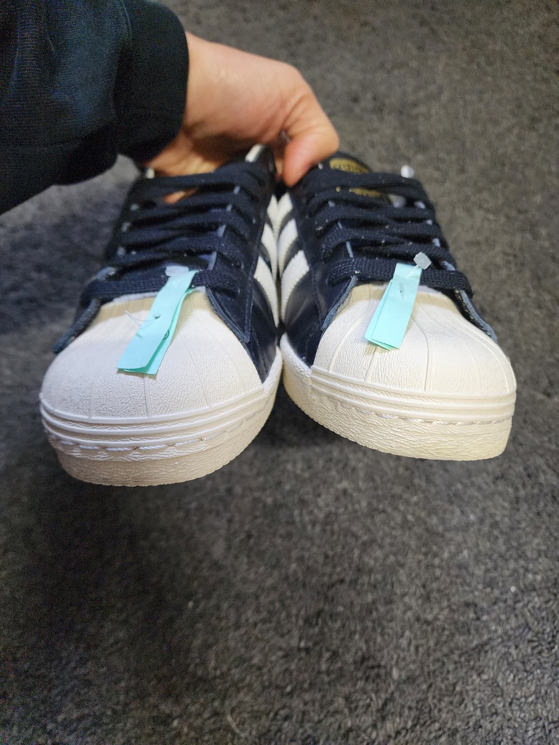 아디다스 슈퍼스타80s 검흰 270사이즈  상품이미지4