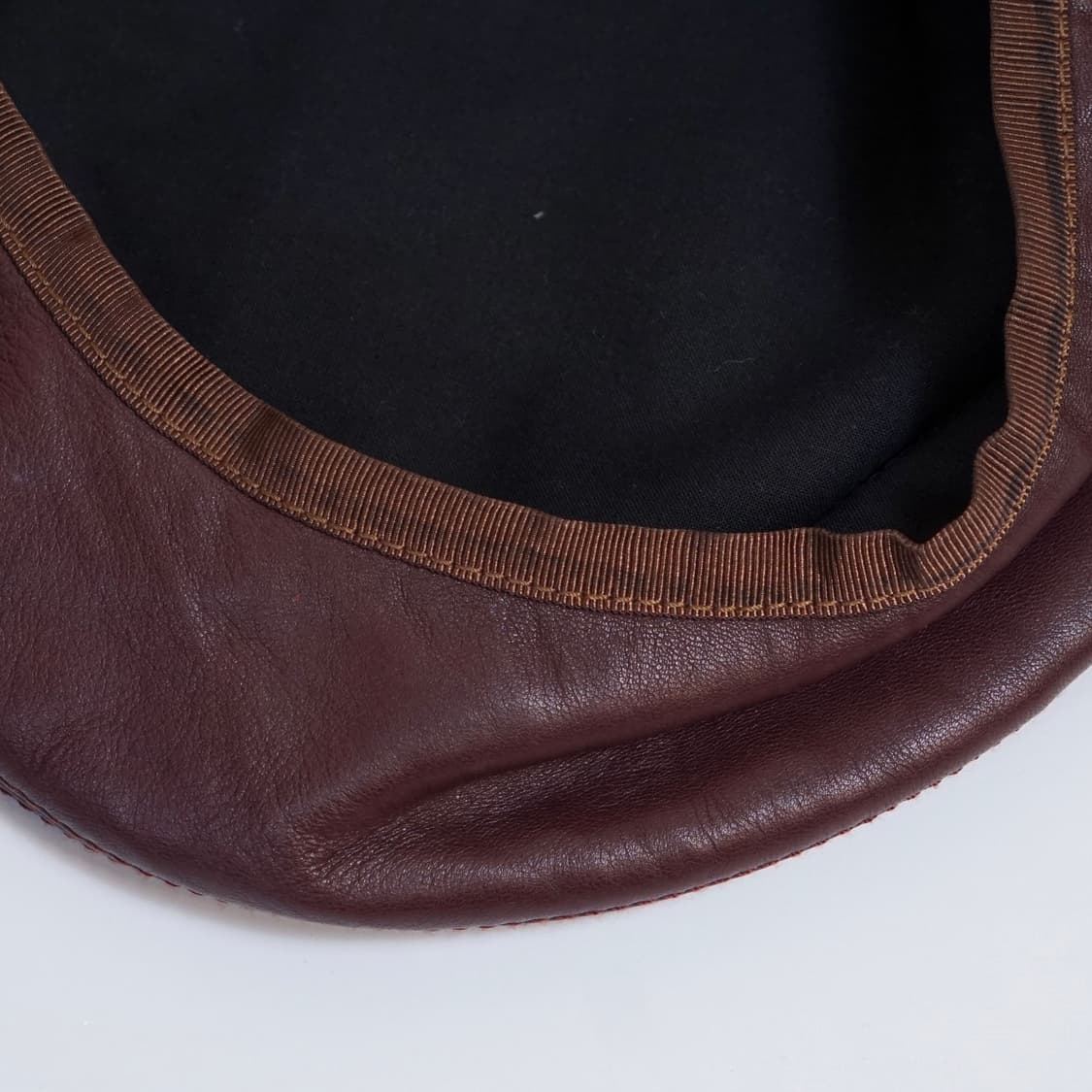 로에베 램스킨 베레모 모자 상품이미지6