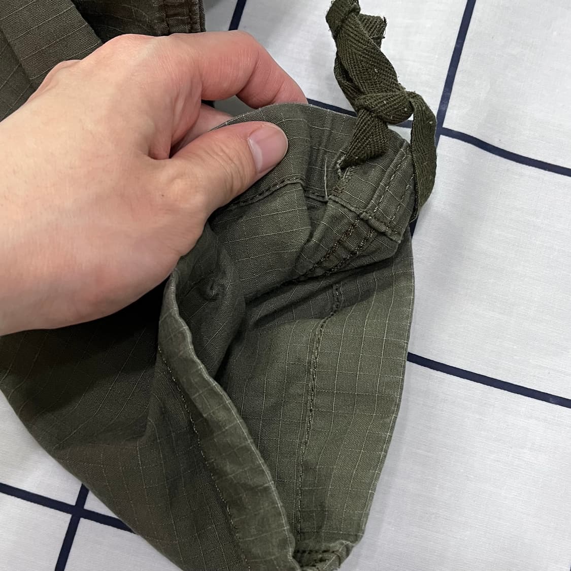 칼하트 WIP 카키 카고팬츠 상품이미지5