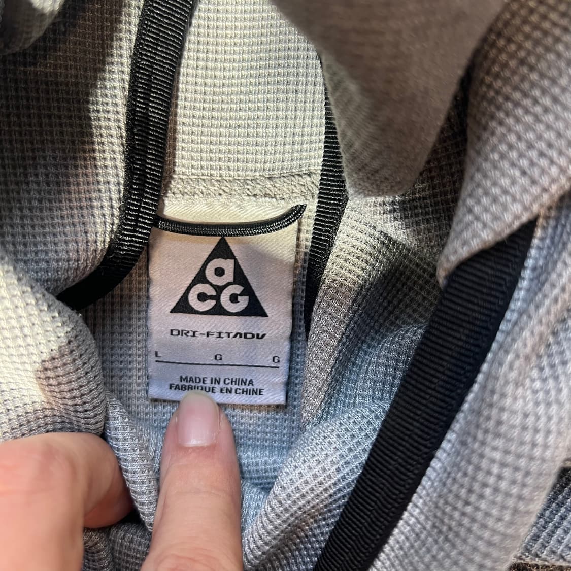 [L]나이키 ACG 드라이핏 스티플 락 후드 상품이미지5