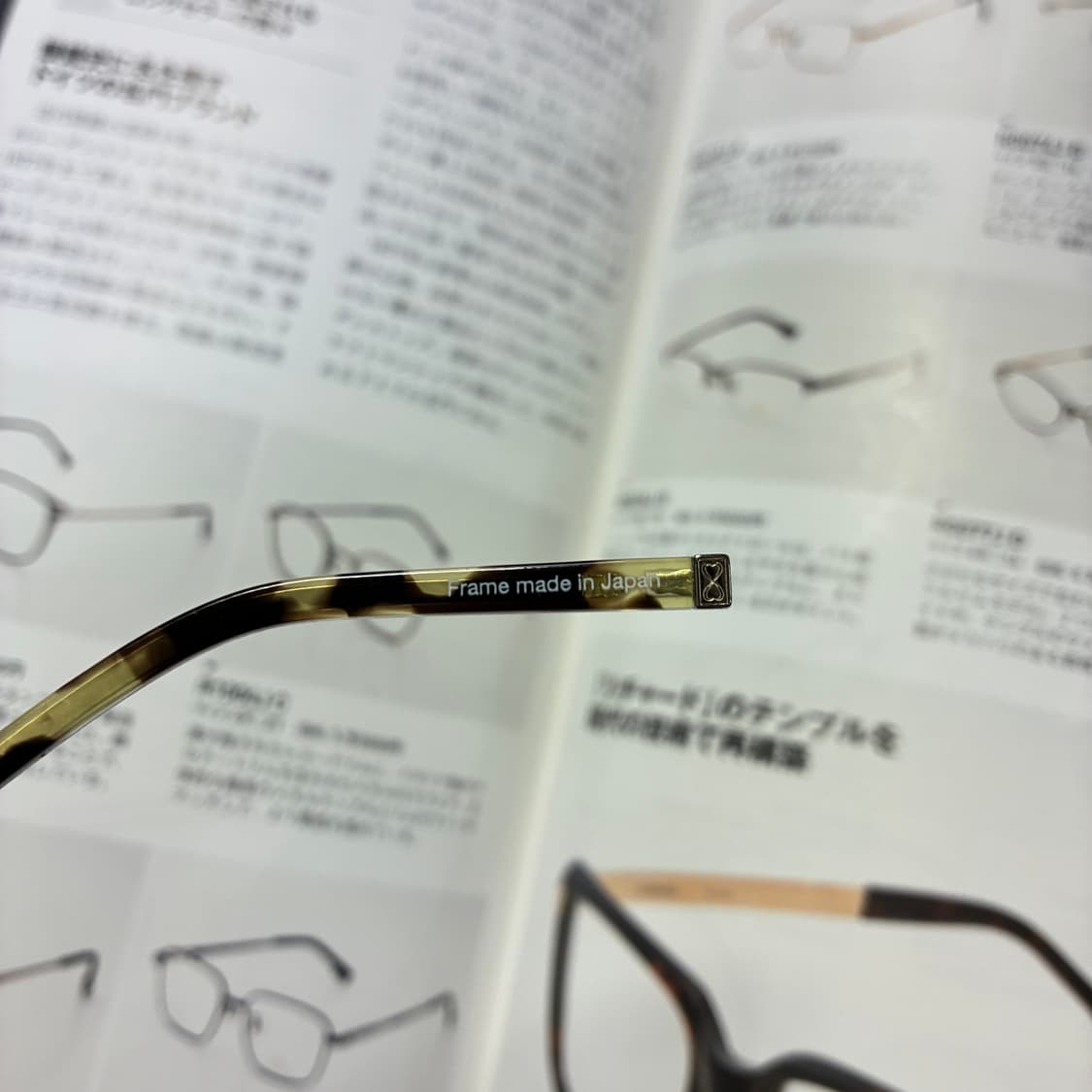 MATSUDA 마츠다 오벌형 티타늄 골드 일본 안경 상품이미지7