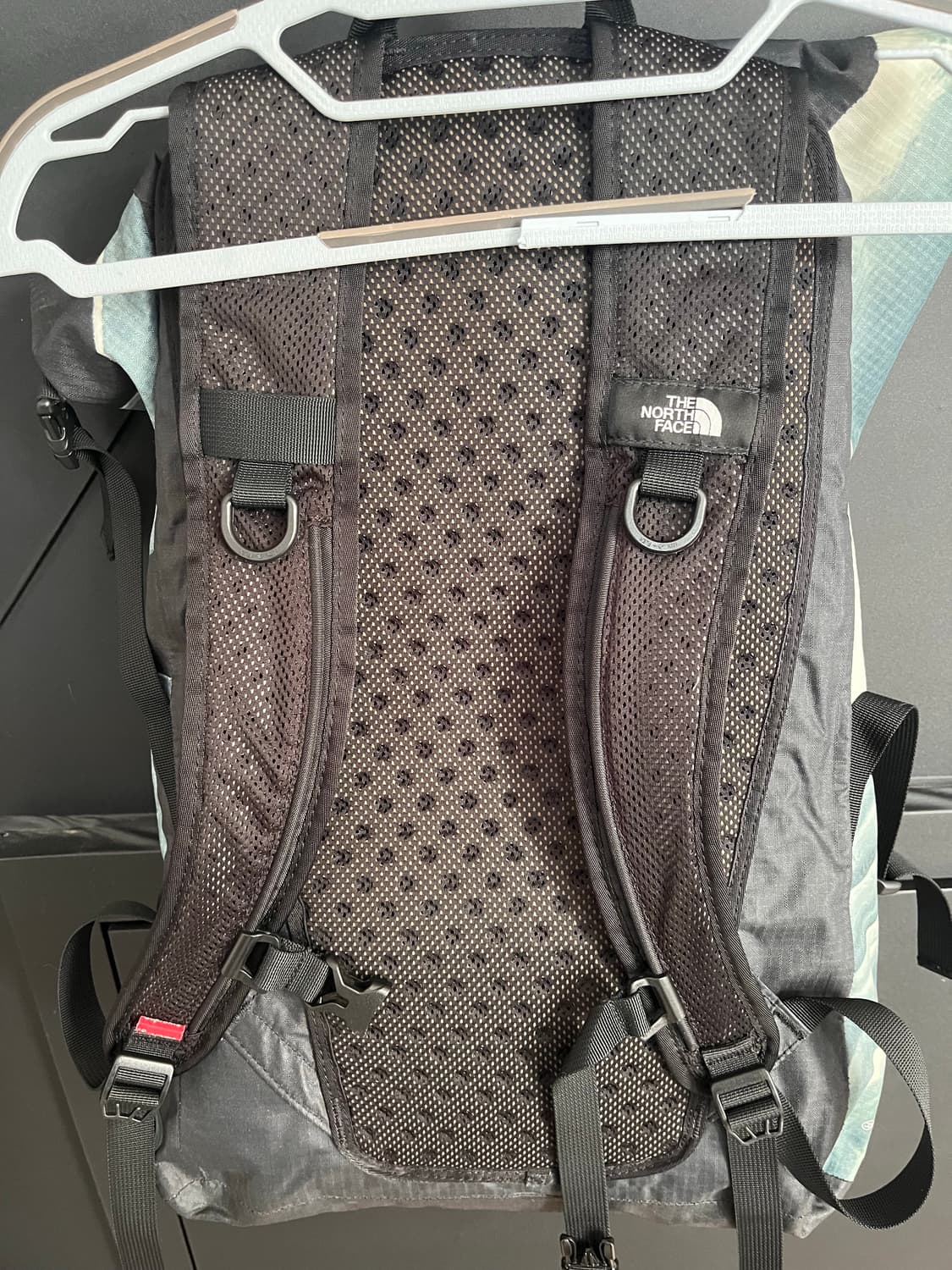 슈프림노스페이스 자유의 여신상 백팩 상품이미지4