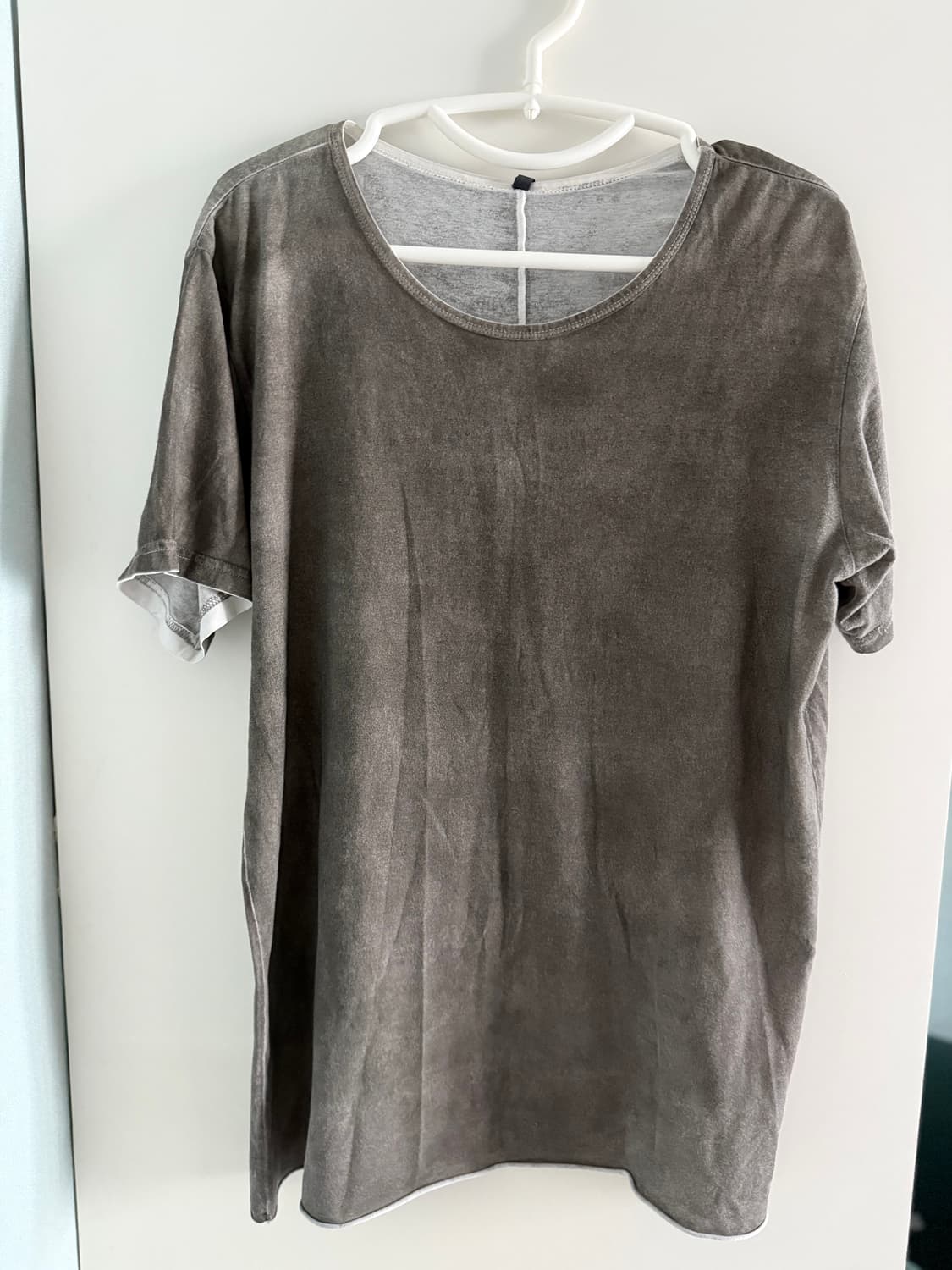 카즈유키 쿠마가이 어태치먼트 샘플티셔츠 상품이미지1