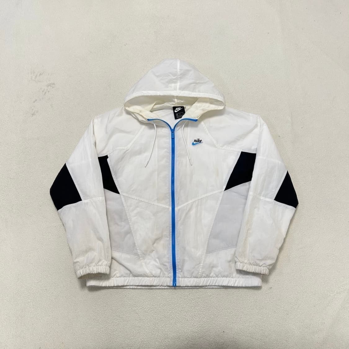 나이키 윈드러너 바람막이 상품이미지1