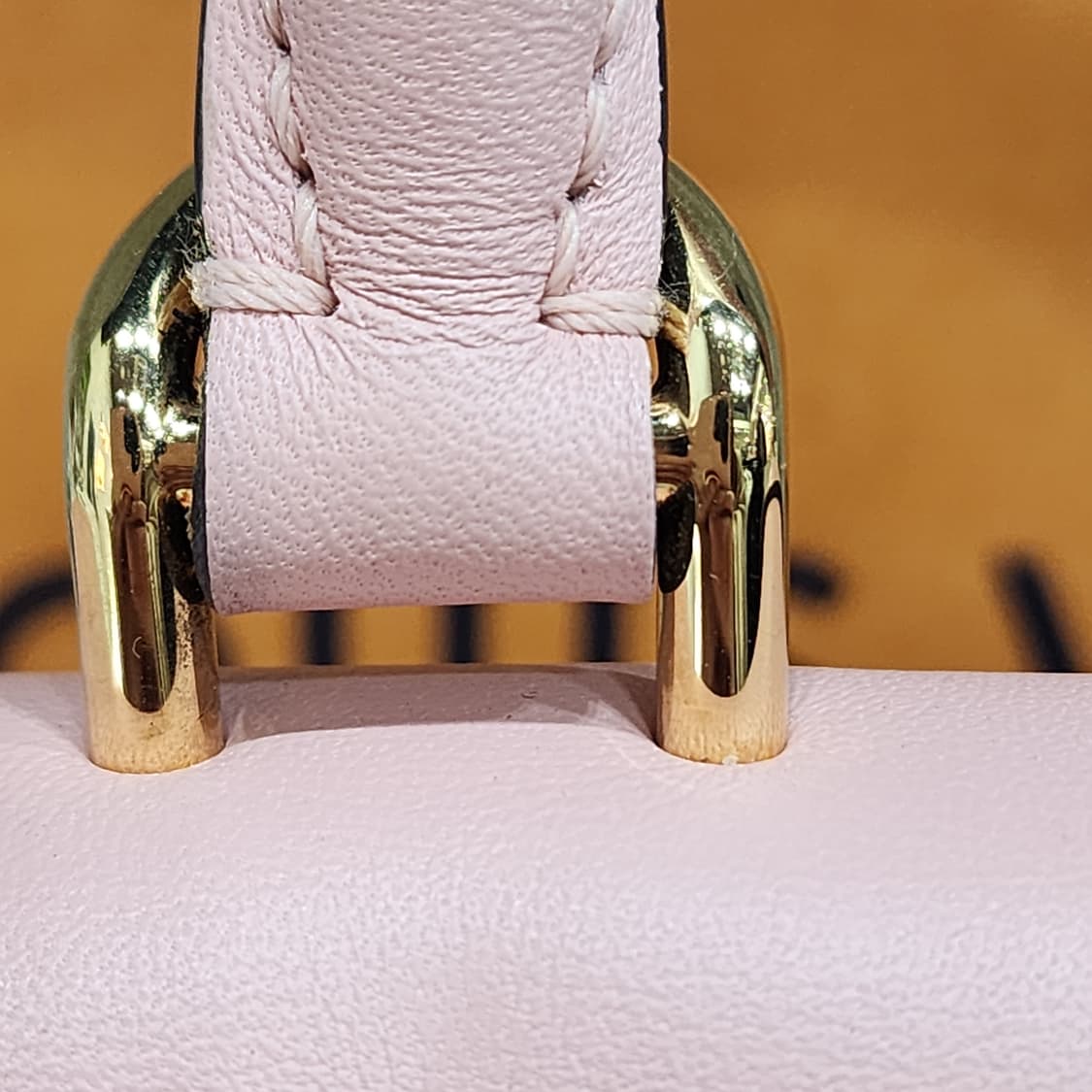 루이비통 록키BB 로즈파우더핑크 내장칩버전 상품이미지4