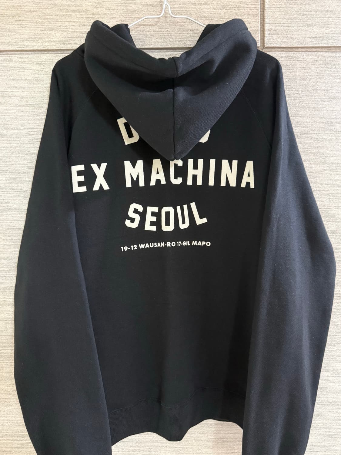 데우스 서울 후드티 11만원 상품이미지3