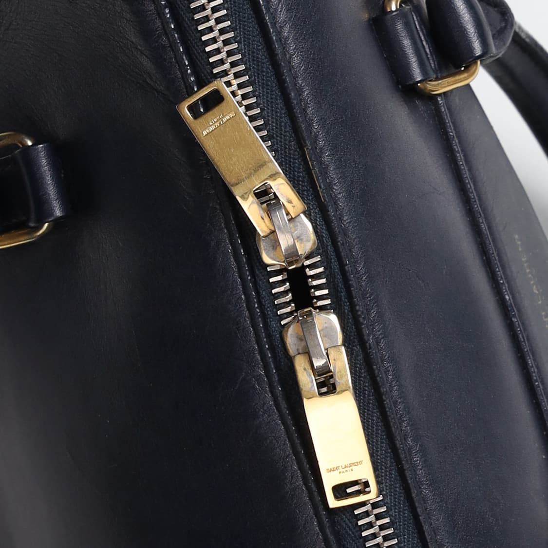 Saint Laurent Leather Crossbag 상품이미지6