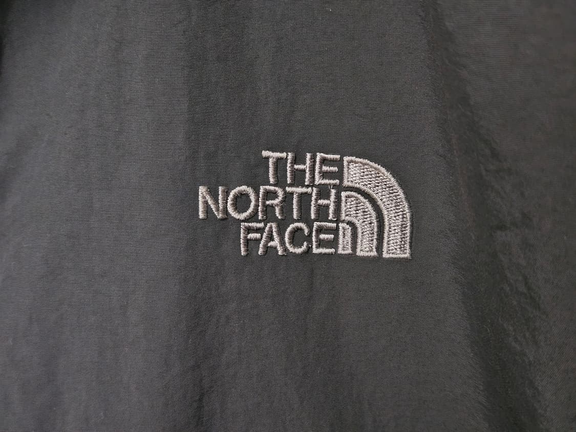 노스페이스 블랙 바람막이 자켓 어깨포켓 L 100 상품이미지4