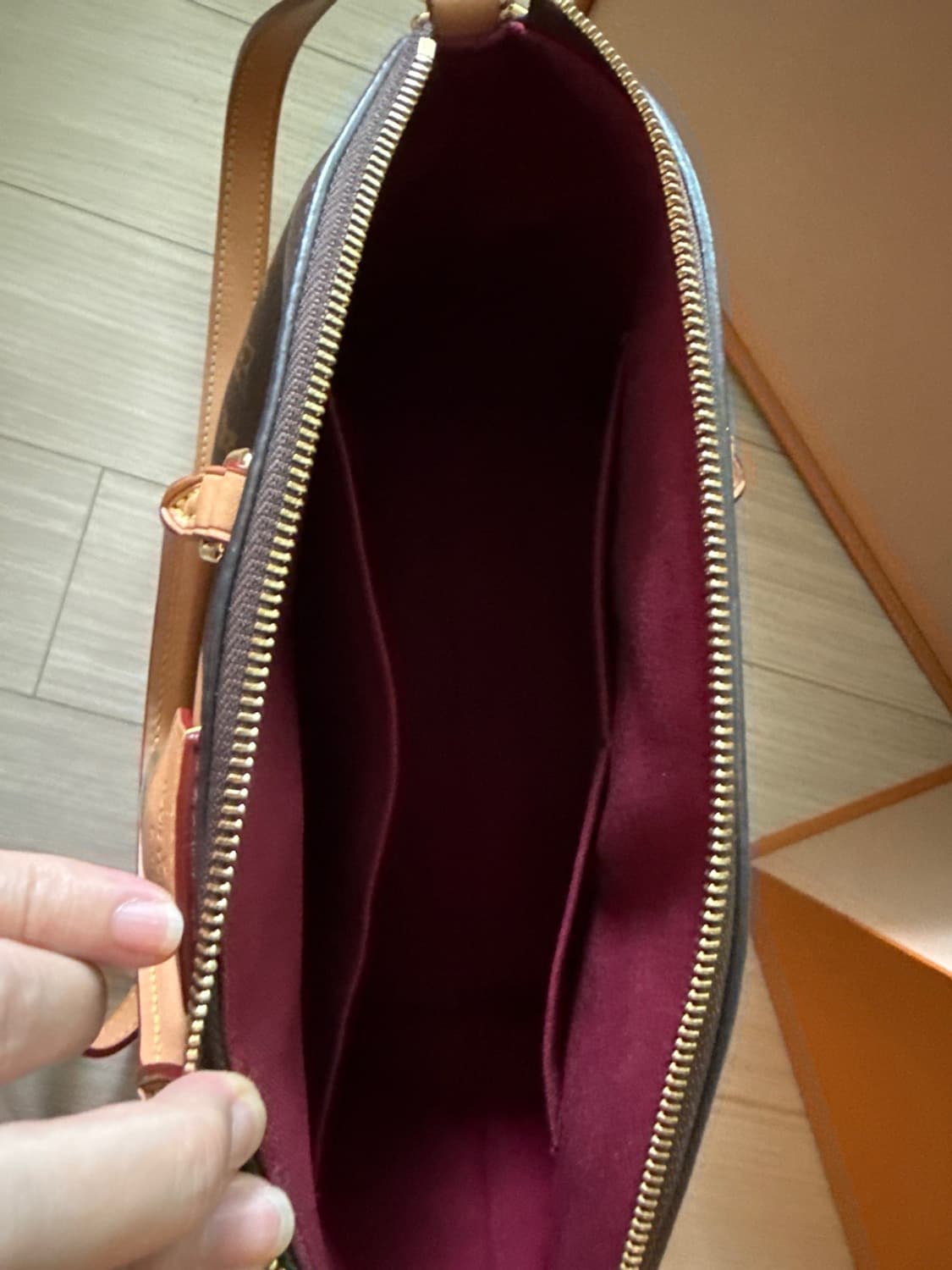 루이비통 숄더백 팝니다 상품이미지3