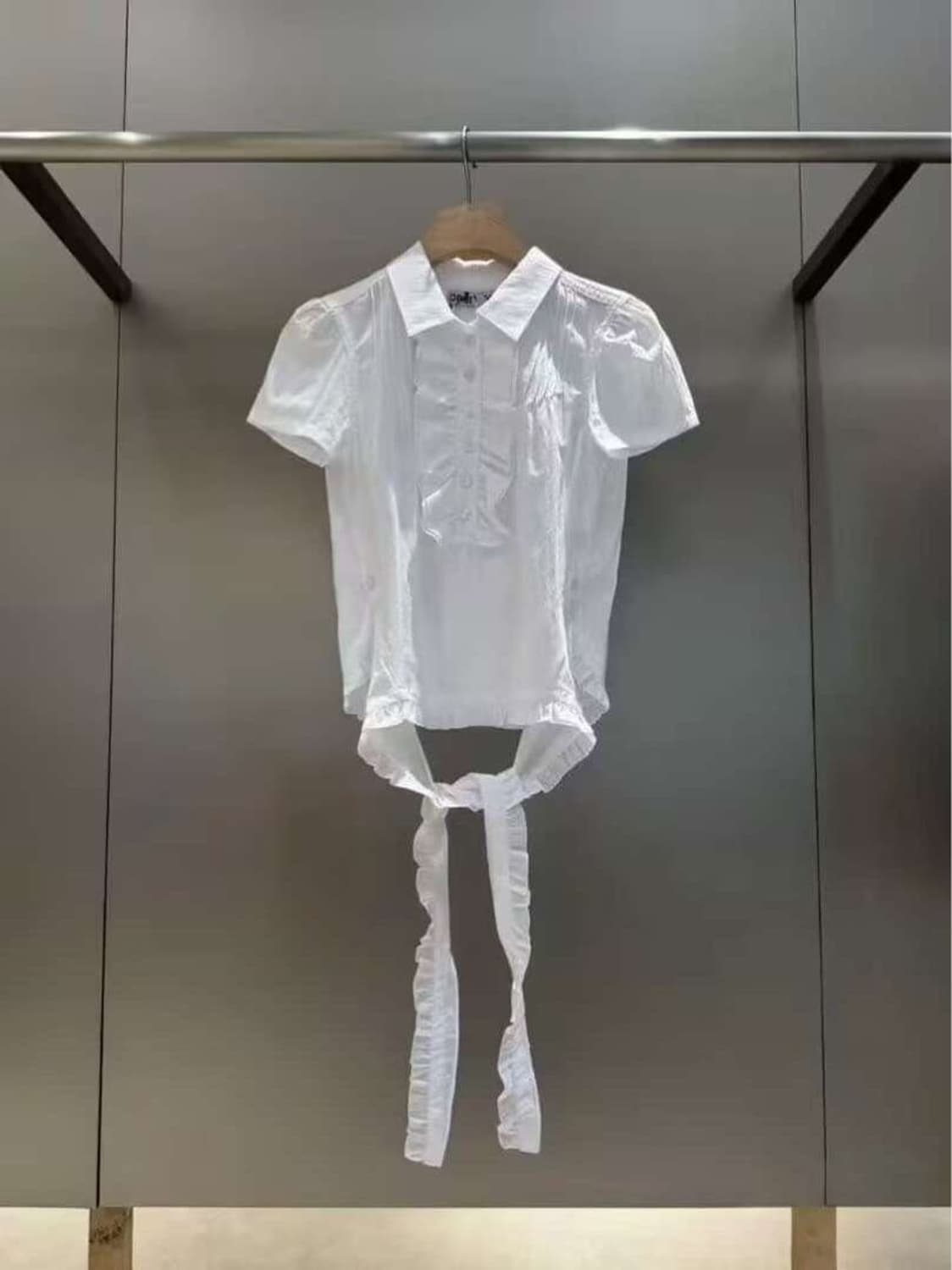 오픈와이와이 화이트 러플 폴로 셔츠 상품이미지1