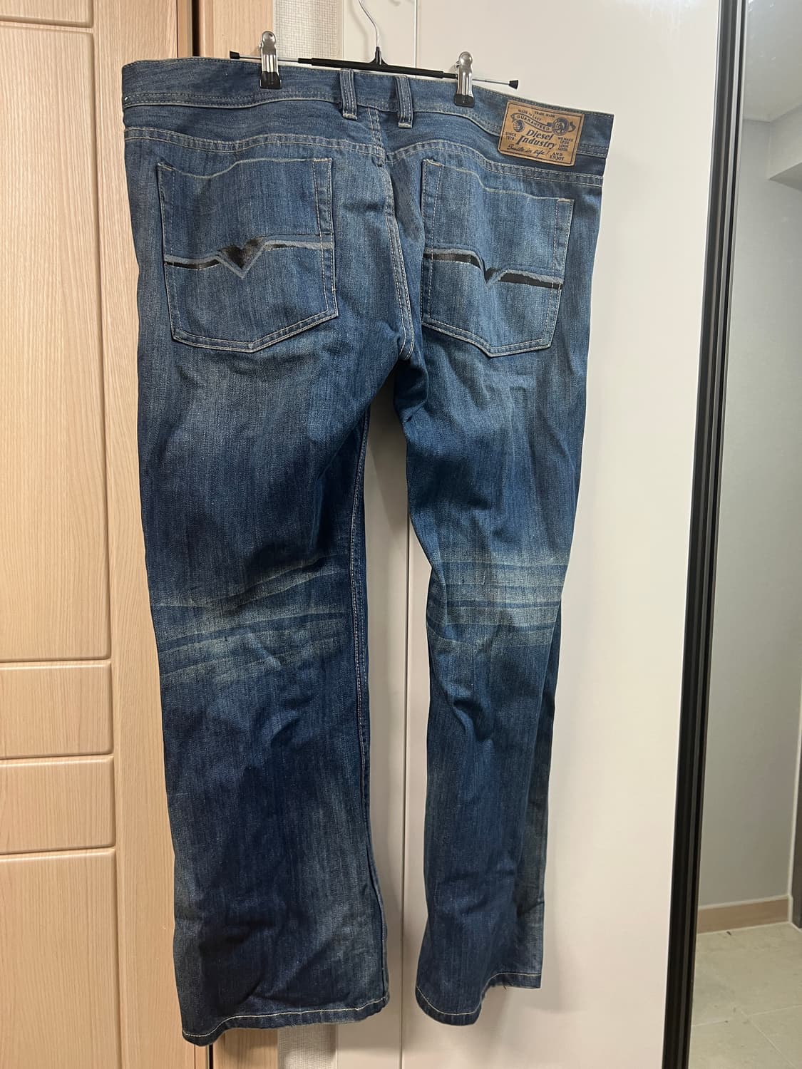 [42인치] 디젤 Diesel zatiny 워싱 데님 팬츠 상품이미지2