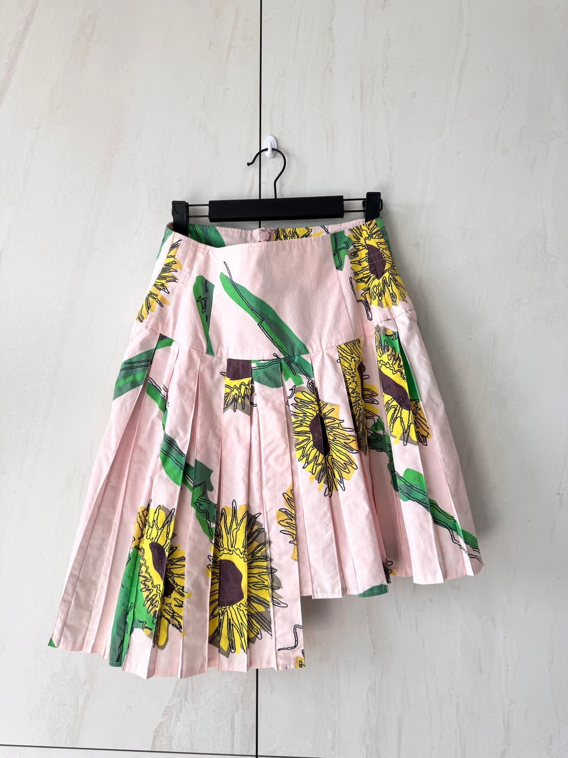 새상품 컨디션Julien David 해바라기 스커트 S(55사이즈) 상품이미지3