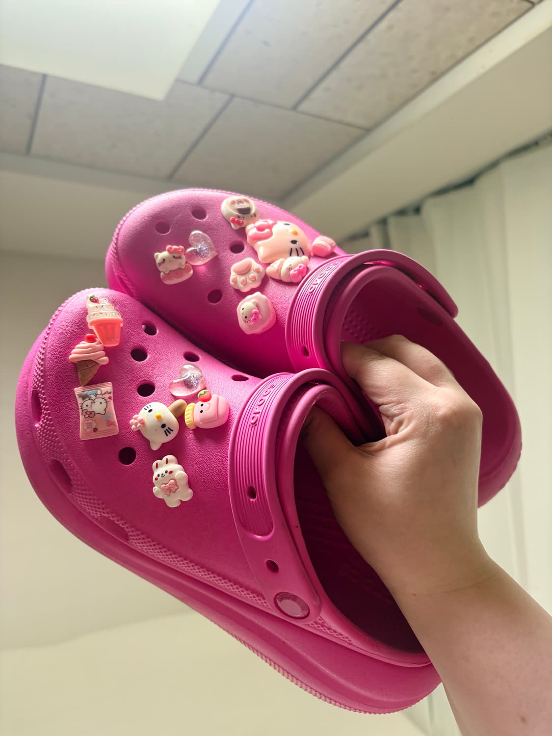 핫핑크 크록스 250 상품이미지1