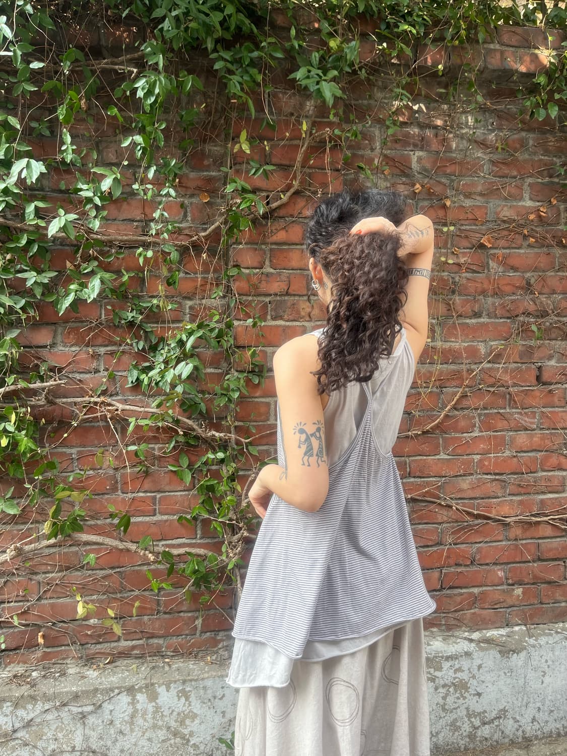 줄무늬 레이어드 민소매 미디 원피스 상품이미지4