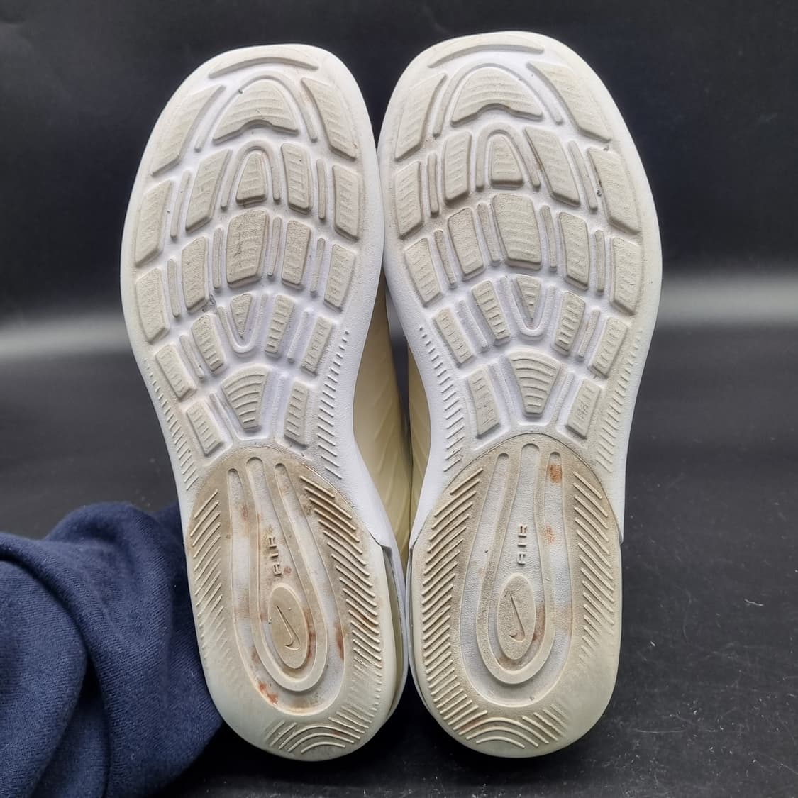 나이키 에어맥스 엑시스 운동화250  상품이미지3