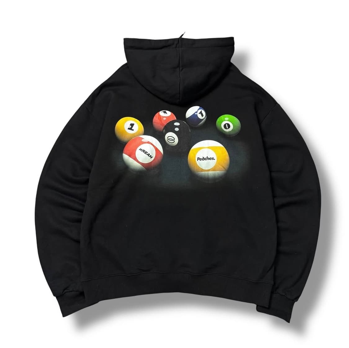 피치스 크림 로또 후디 블랙 에잇볼 상품이미지1