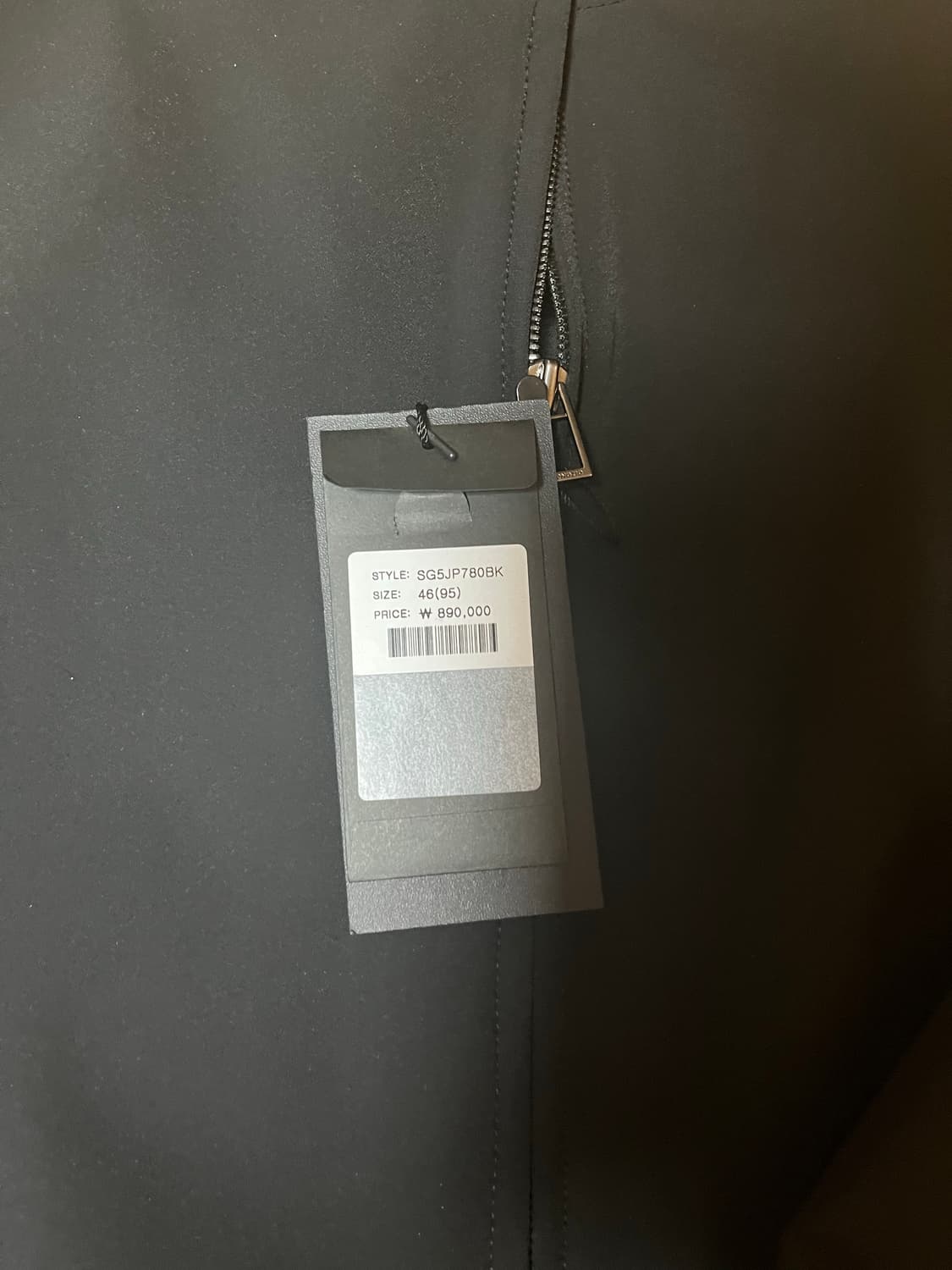 송지오옴므 다트하이넥 볼륨다운 점퍼 46사이즈 새상품 판매합니다. 상품이미지6