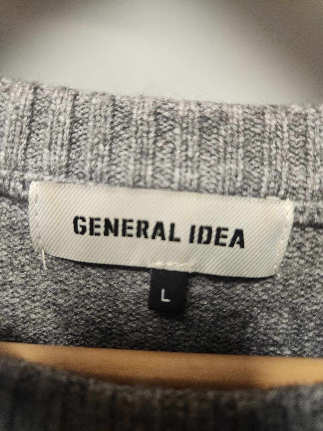 제너럴아이디어 니트 L 상품이미지2