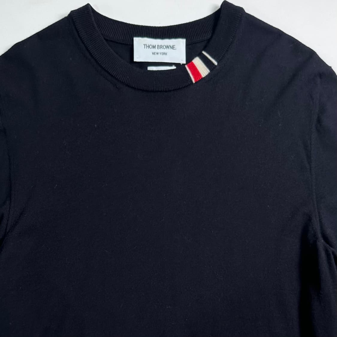 톰브라운 파인메리노울 삼선 니트 상품이미지2