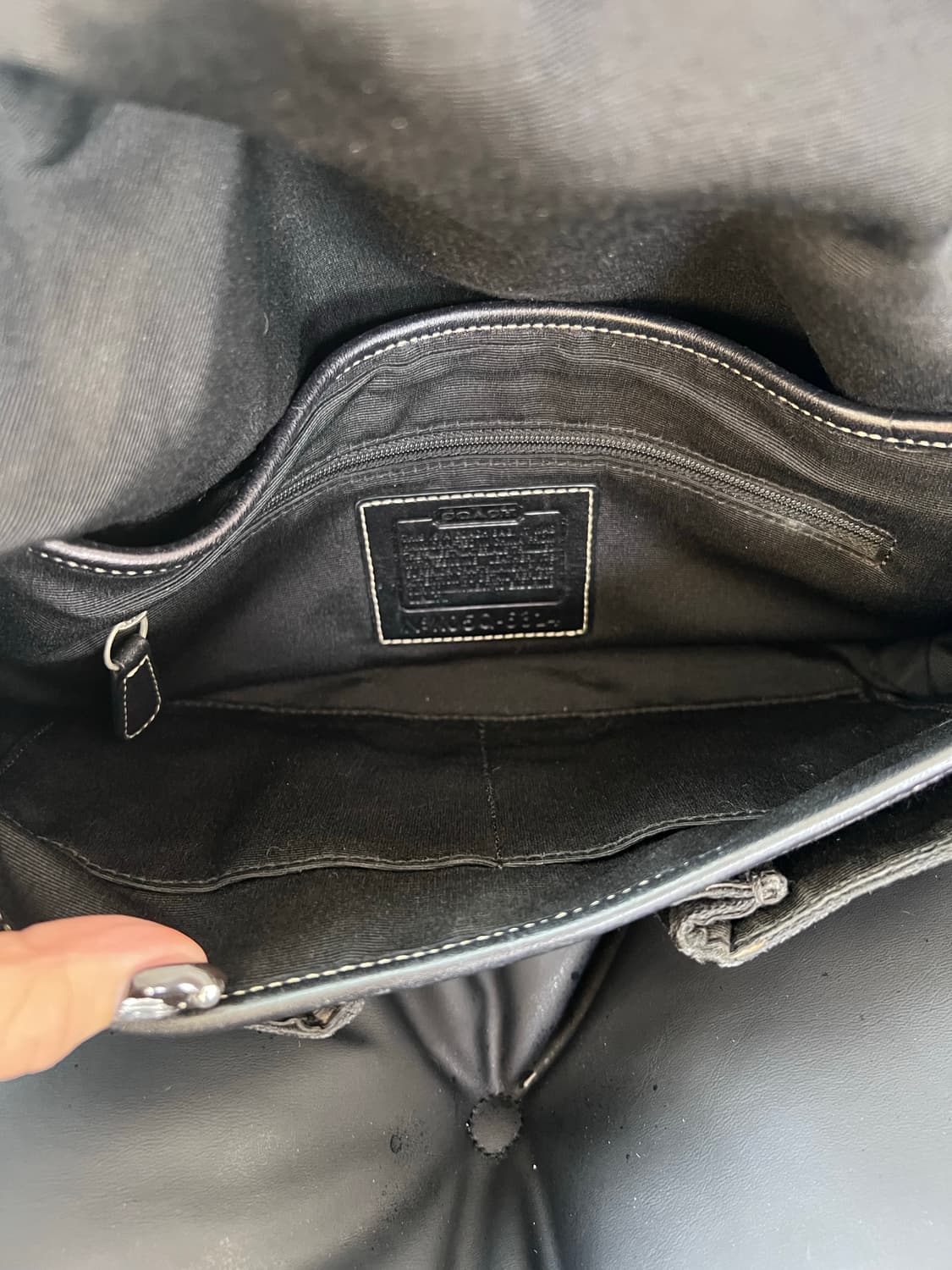 코치 소호 Y2K 버클 숄더백 상품이미지9