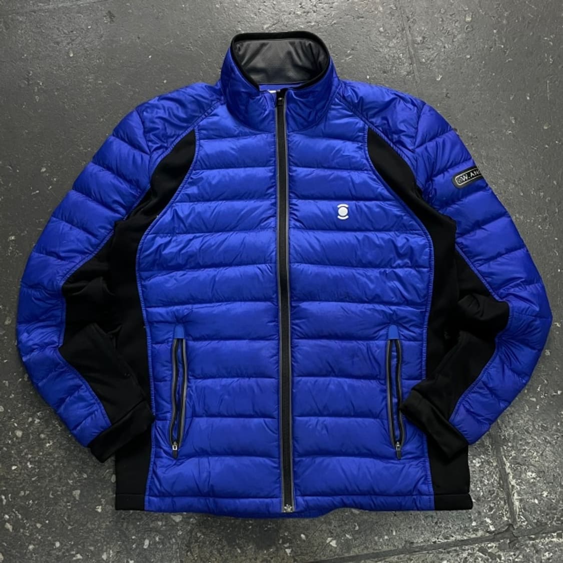 100 와이드앵글 경량패딩 상품이미지1