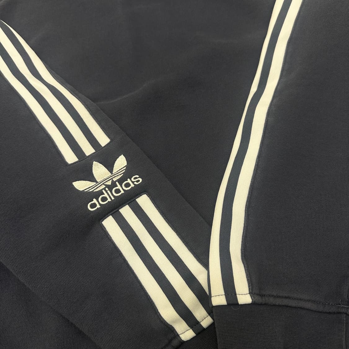 아디다스 맨투맨 L 상품이미지8