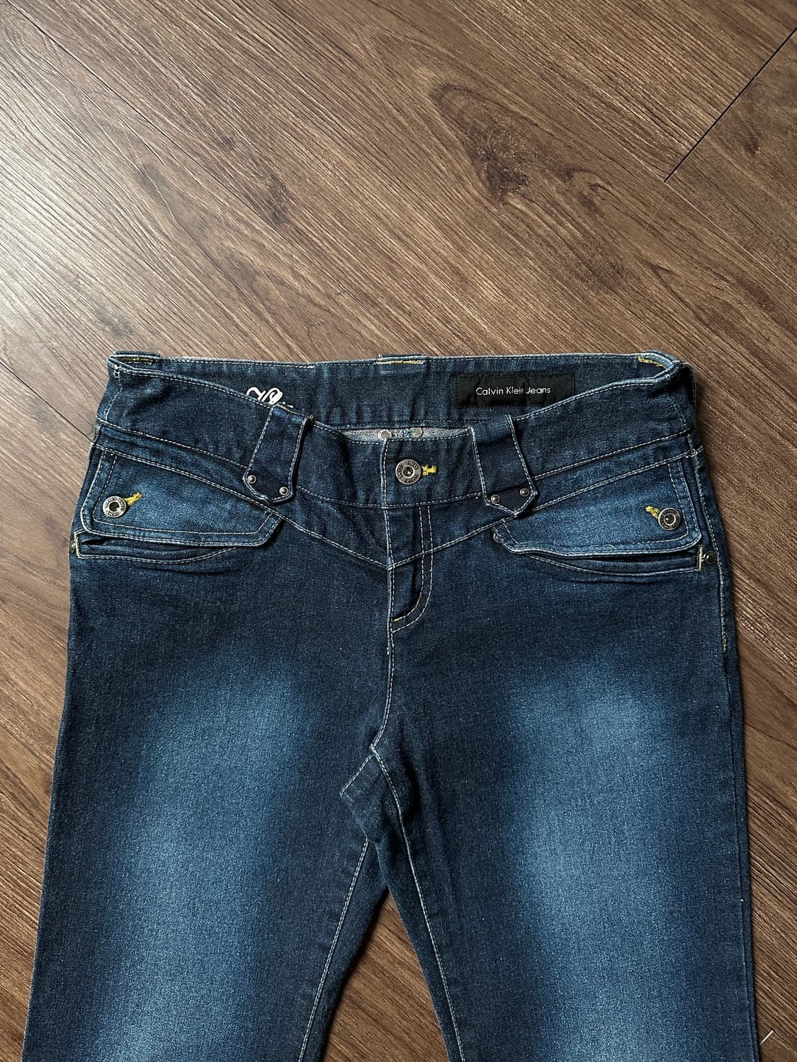 Calvin Klein Jeans 워시드 플레어 진 상품이미지8