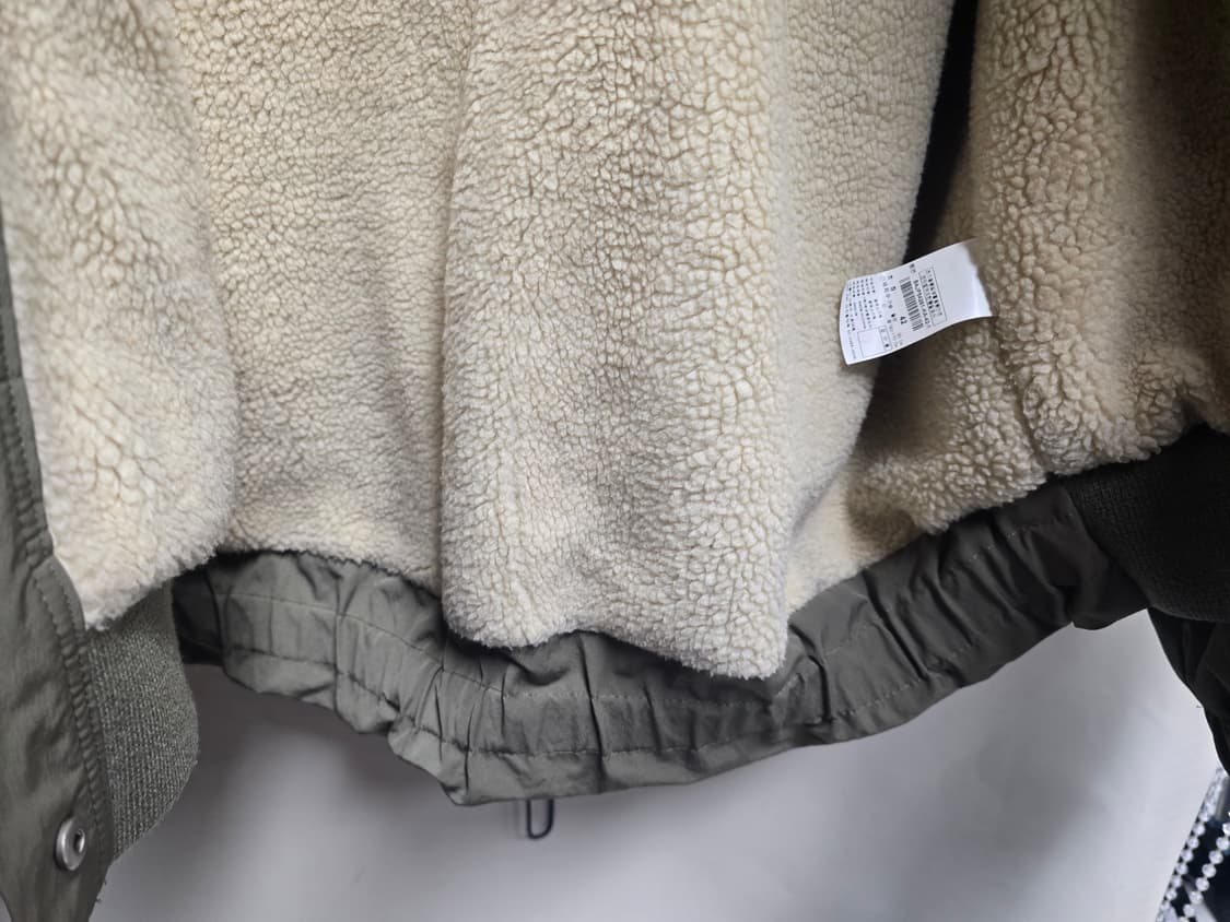 베네통 그린비 양모 뽀글이 후드 점퍼 42(55) 상품이미지9