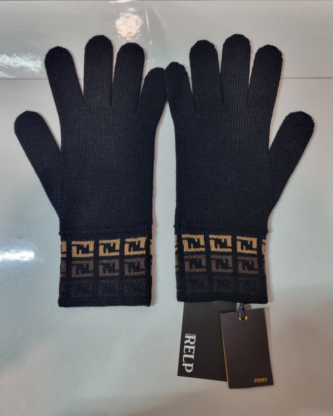 정품 펜디 장갑 상품이미지1