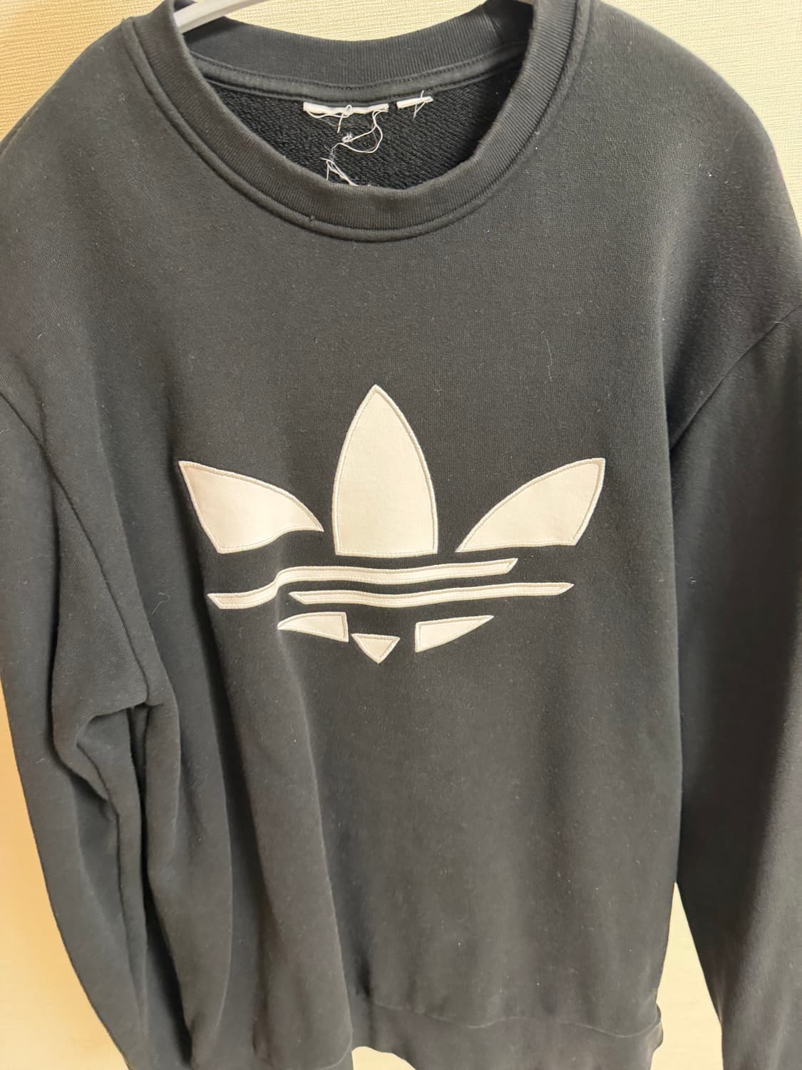 아이다스 맨투맨 상품이미지1