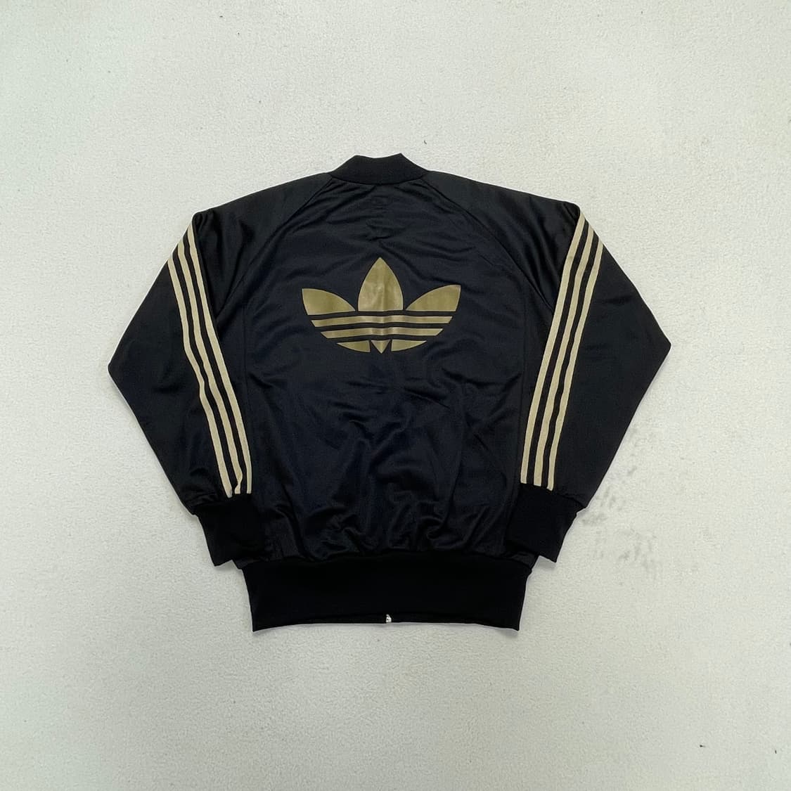 Adidas black gold Olympiad jersey 상품이미지5