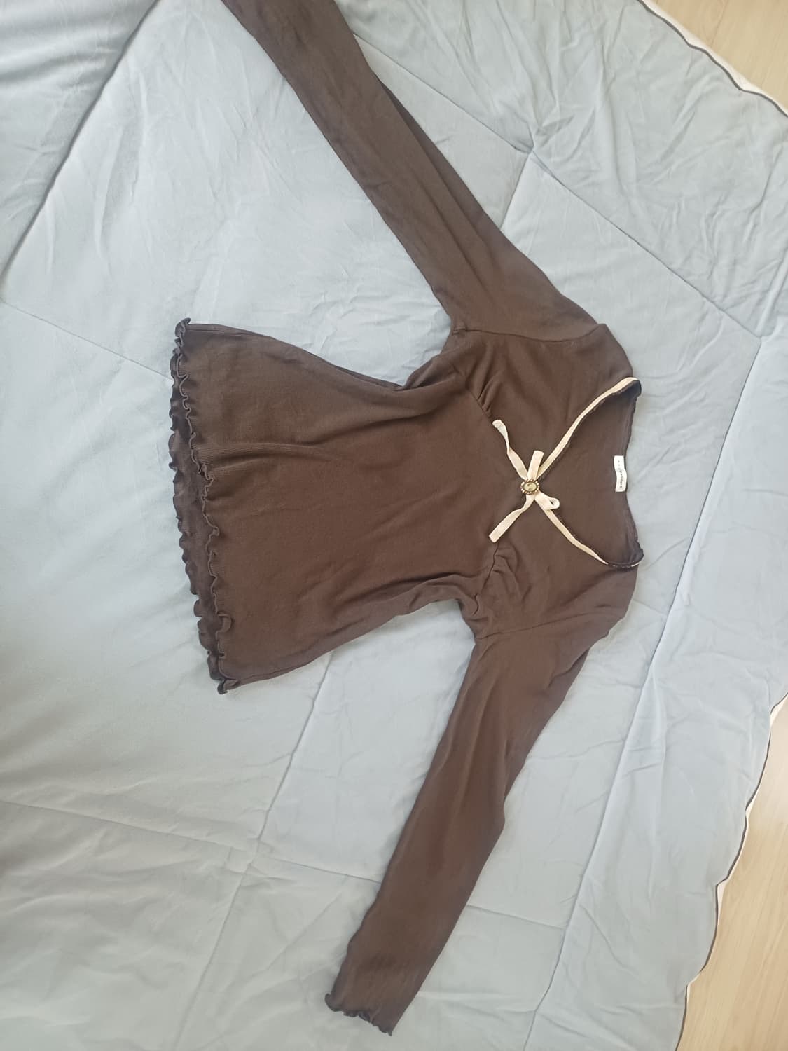 일본 브라운 골지 v넥 벨벳리본 슬림핏 티셔츠 상품이미지1