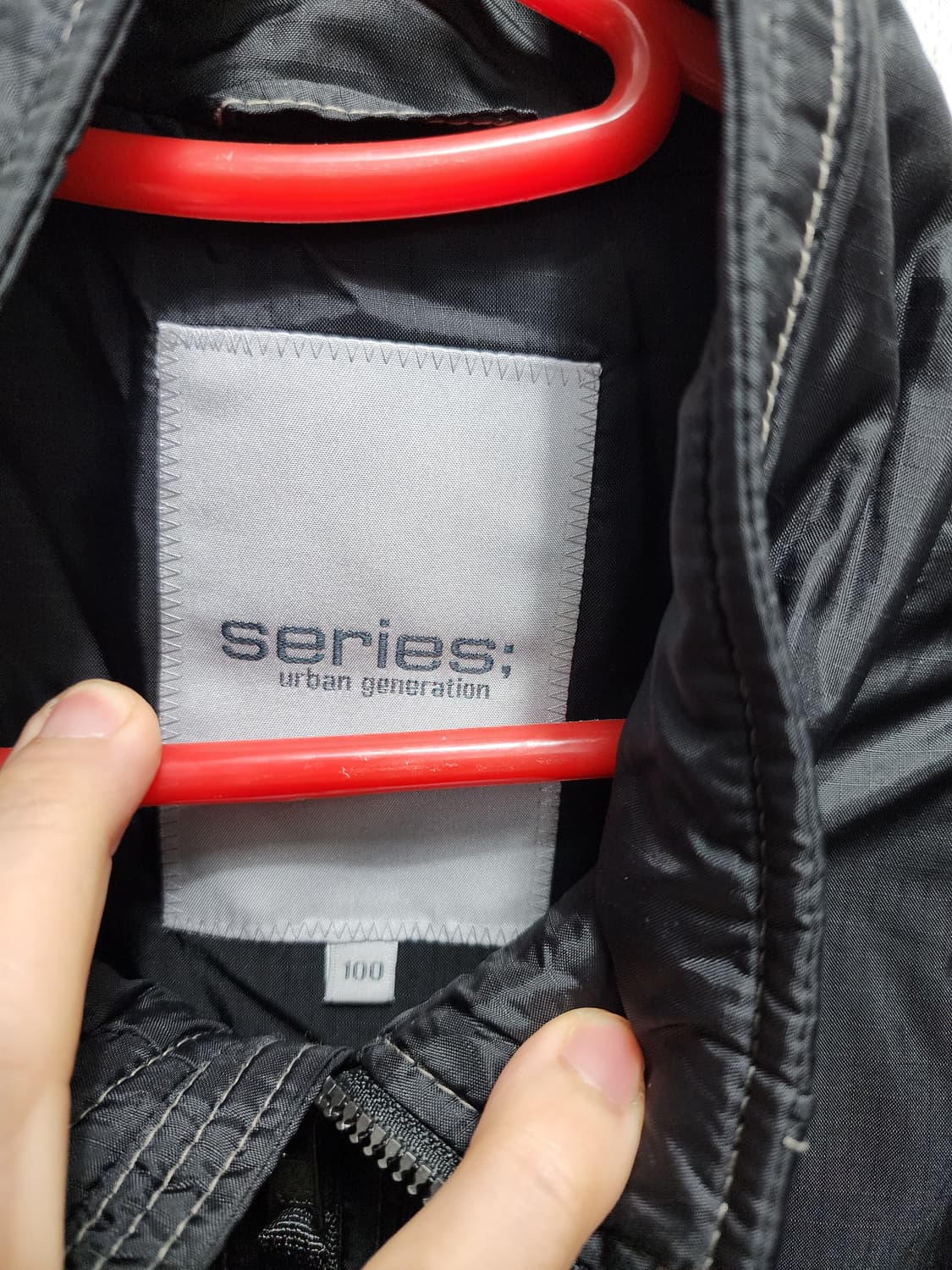 시리즈에피그램 퀼팅 스티치 구스다운 경량패딩 상품이미지4