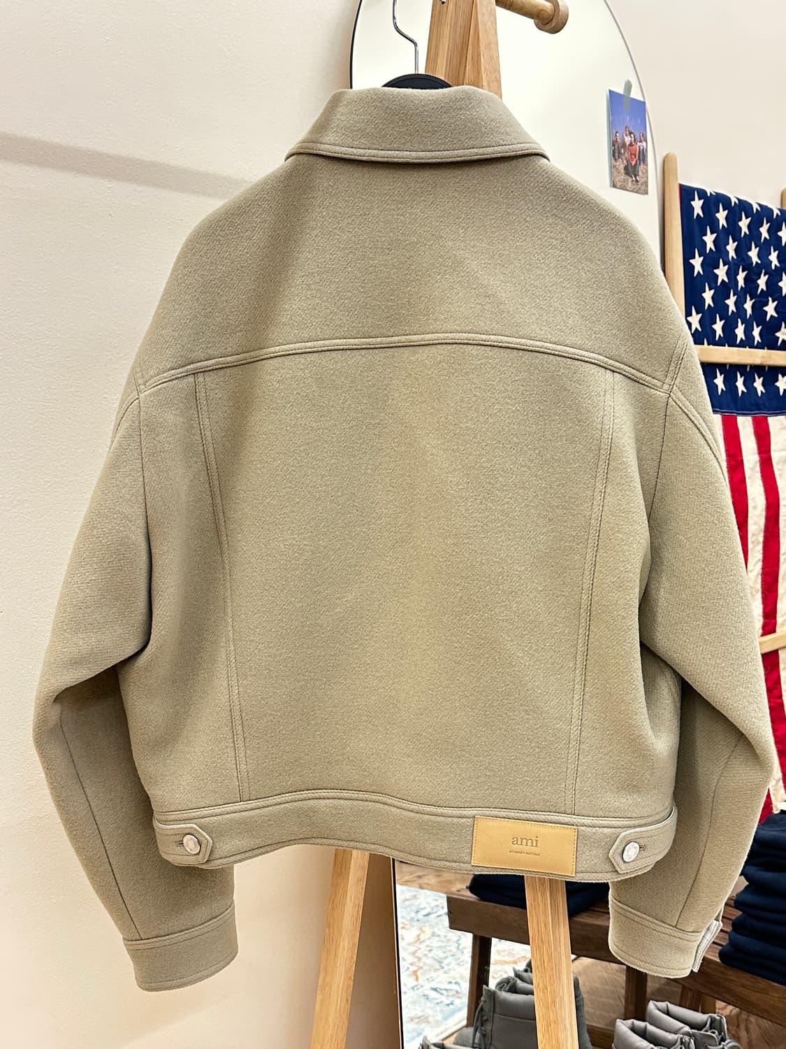 [새제품] AMI 아미 박시핏 울자켓 샴페인 상품이미지3