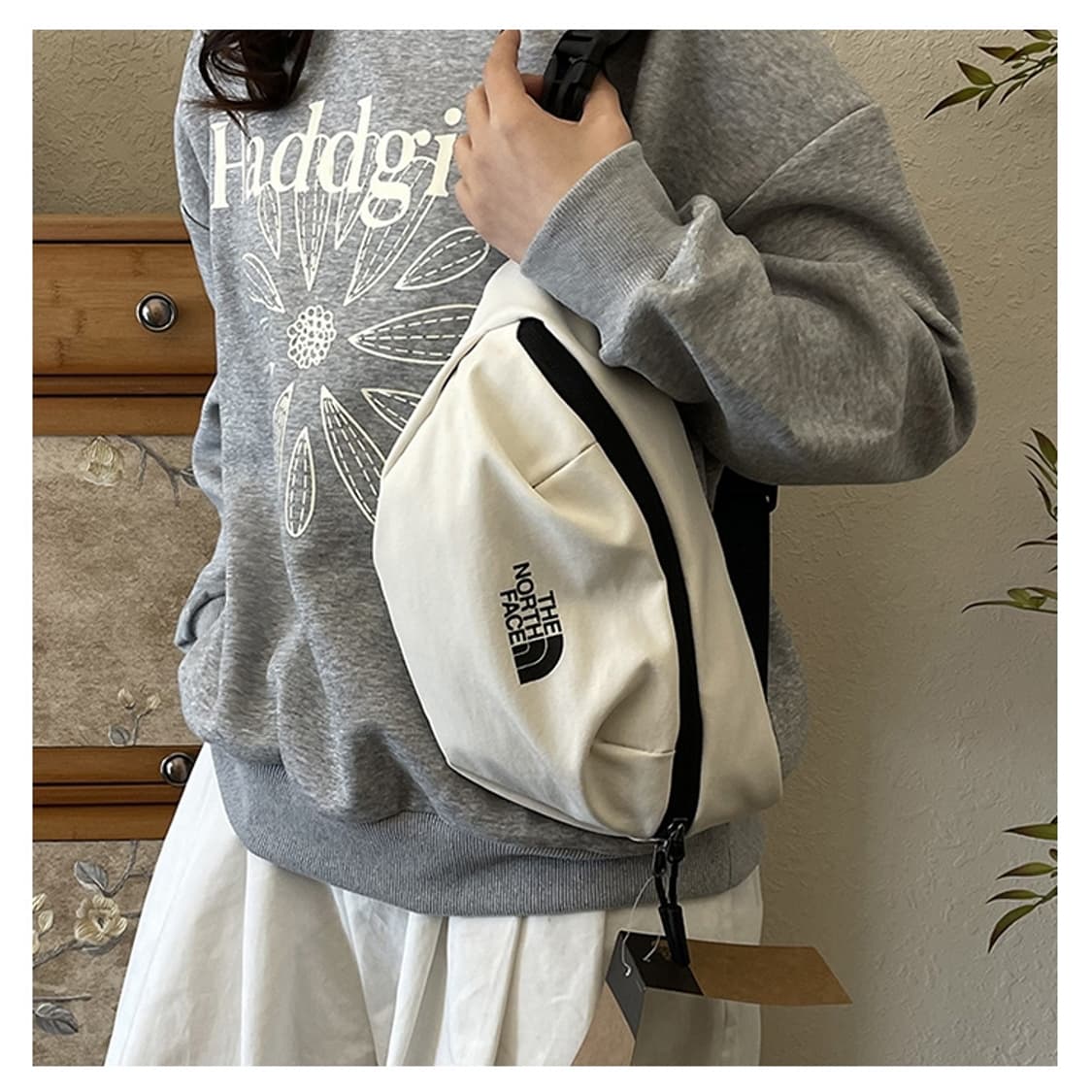 노스페이스 힙색 가방 상품이미지2