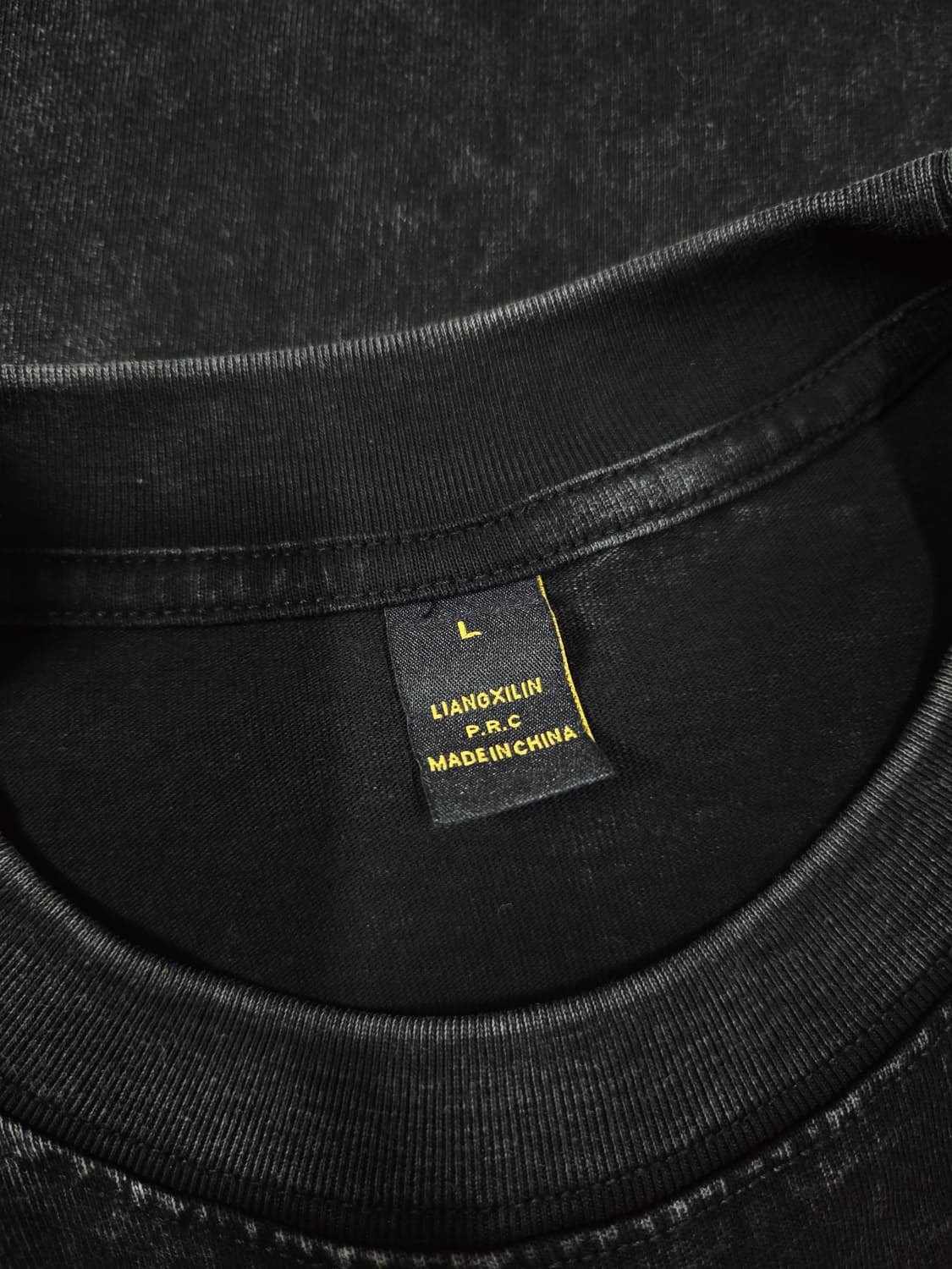 LIANGXILIN 블랙 원워싱 프린트 라운드 티셔츠 상품이미지5
