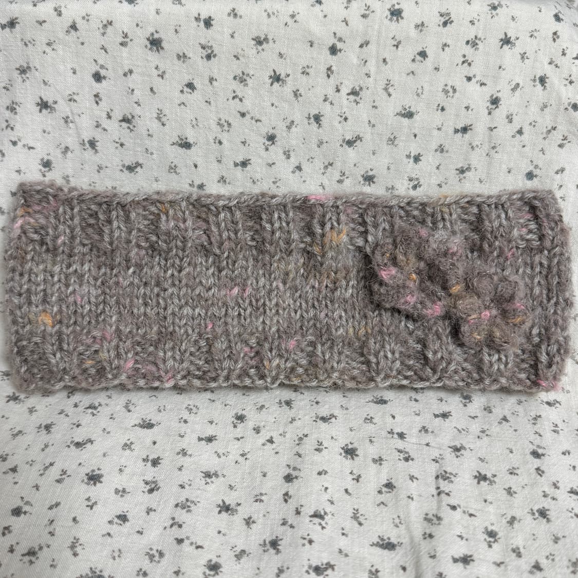 [핸드메이드] 뜨개 꽃 헤어밴드 상품이미지1