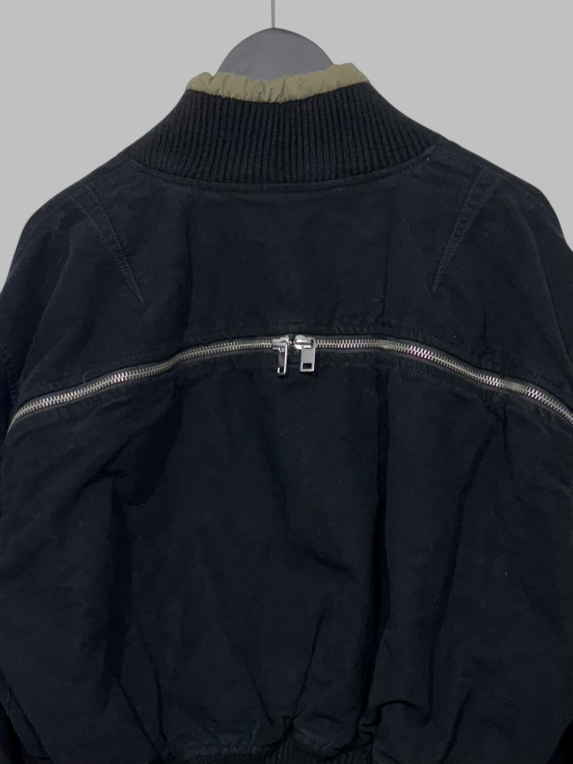 DIESEL crop bombeer jacket black  상품이미지5